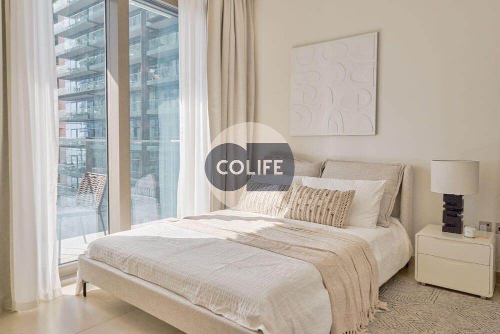 apartment card