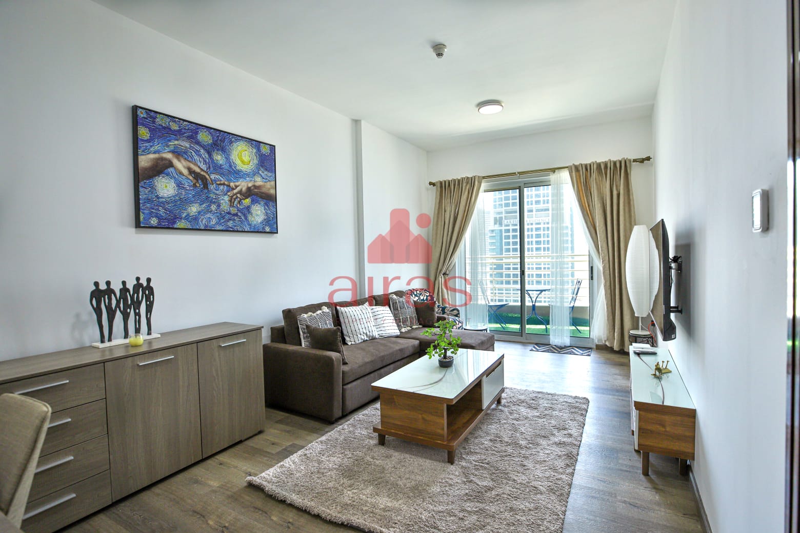 Spacious 1 bedroom with lake view