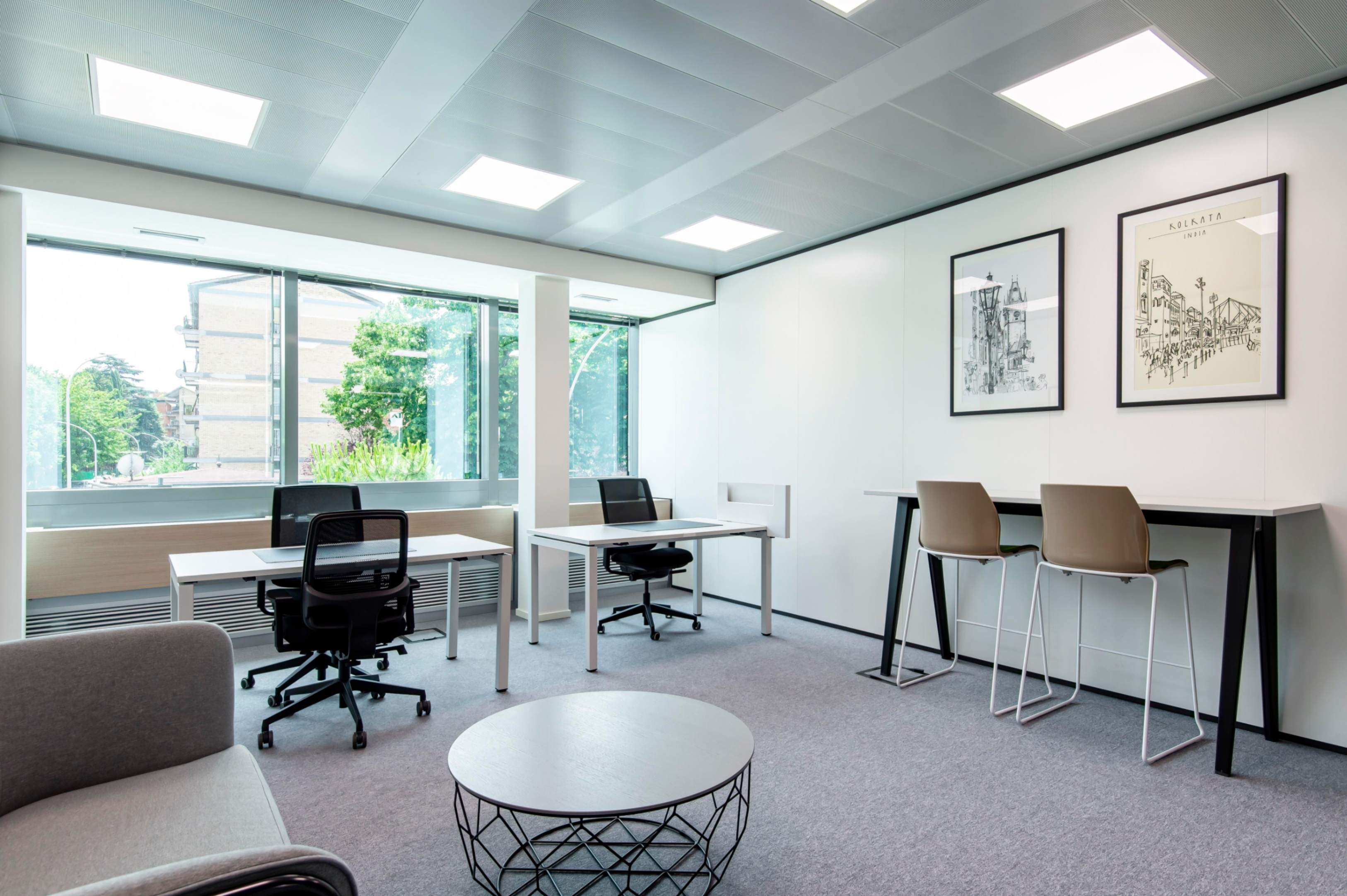Fully furnished office space for rent in Dubai, HDS Tower for 3 persons with everything taken care of
