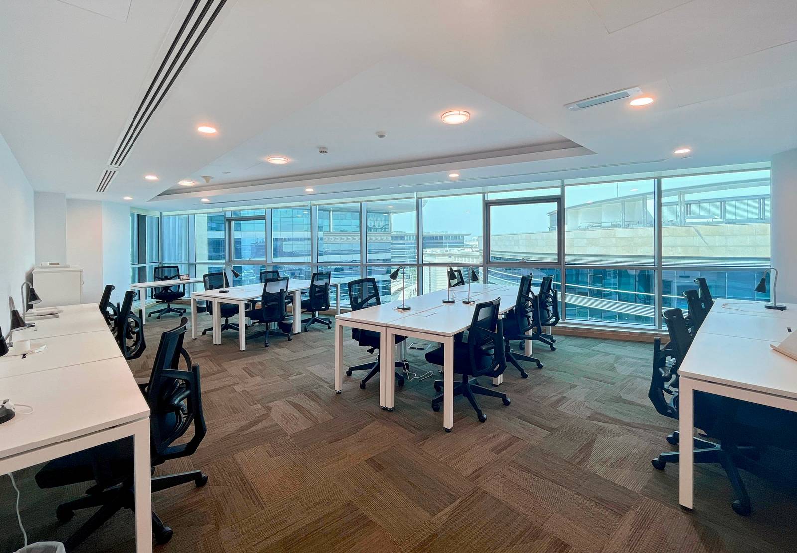 Book open office space for rent for businesses of all sizes in Dubay DAFZA, Freezone Dubai