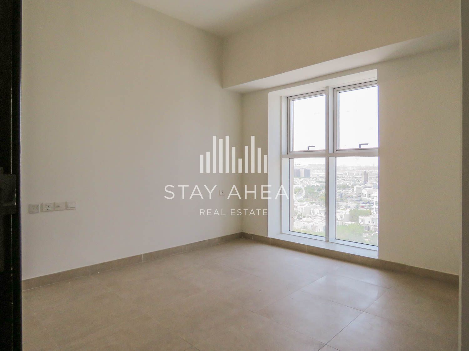 apartment card
