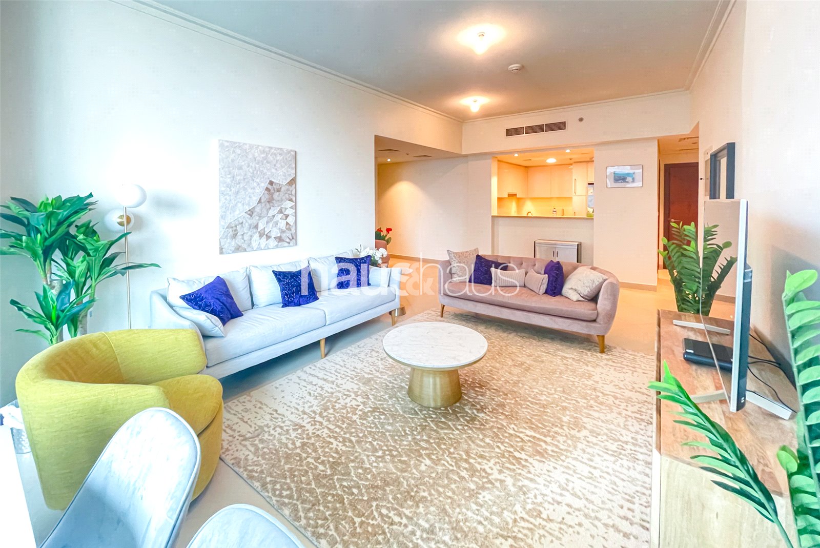 Burj Khalifa View | Fully Furnished | Vacant