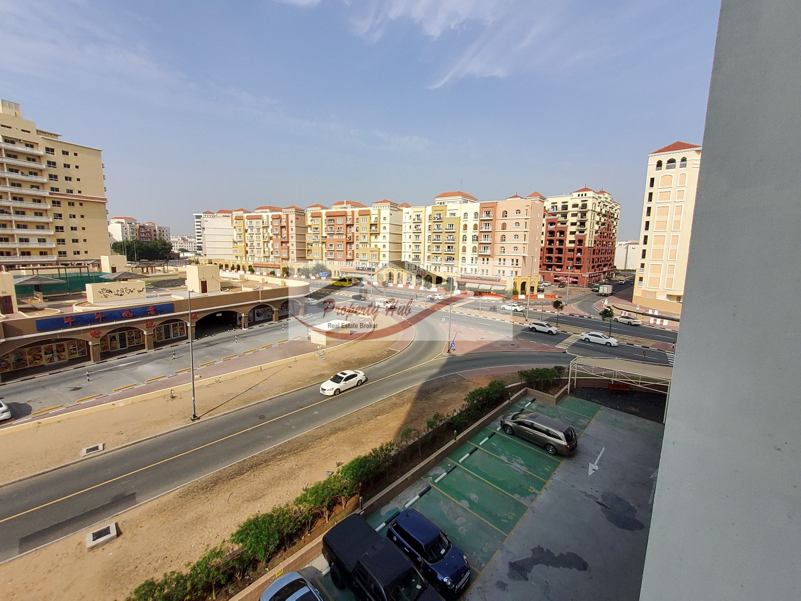 Classic Apartment CBD 32 | 1 Bedroom with balcony | Fully Family Building | Reserve Car Parking | Rent 55k