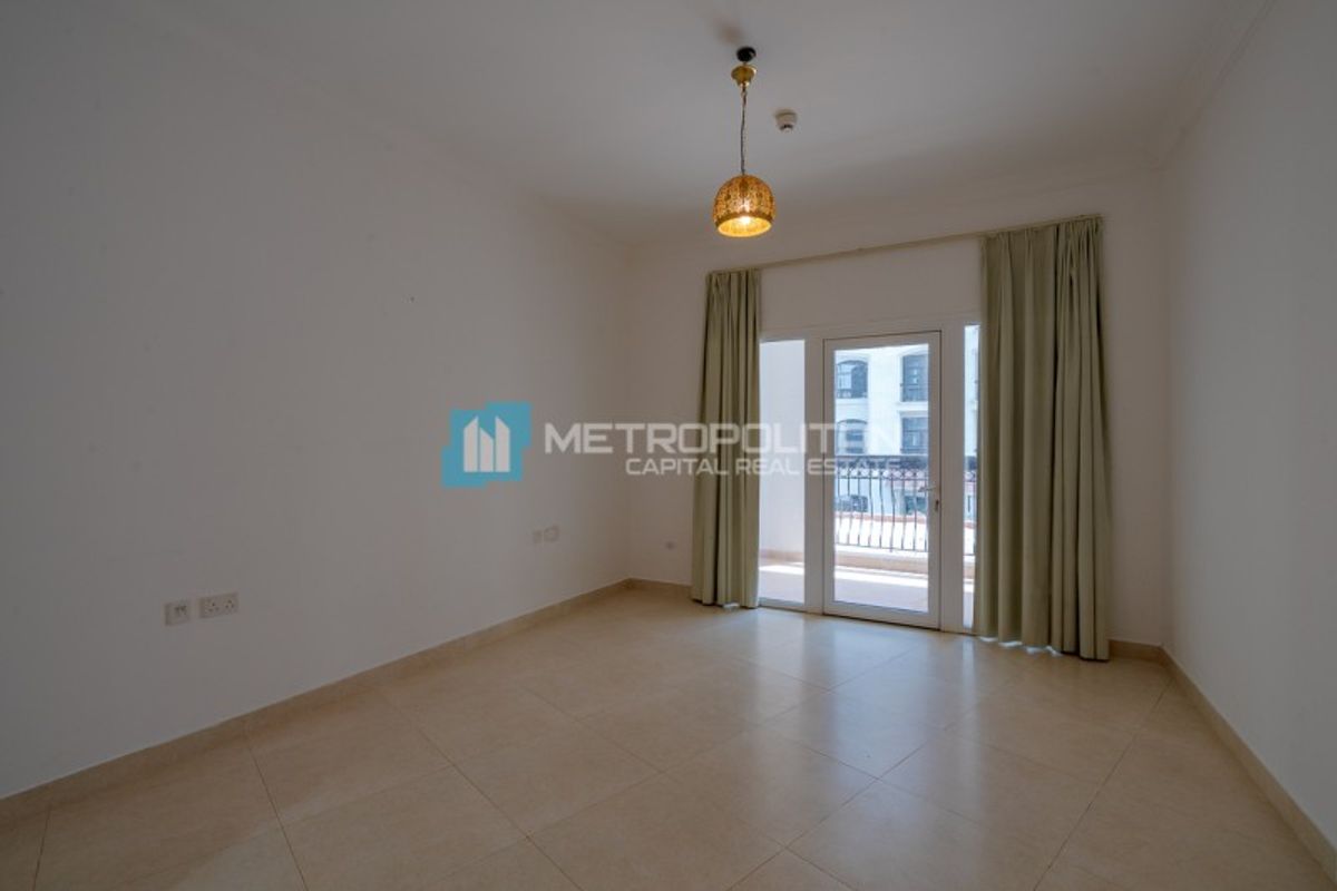 apartment card
