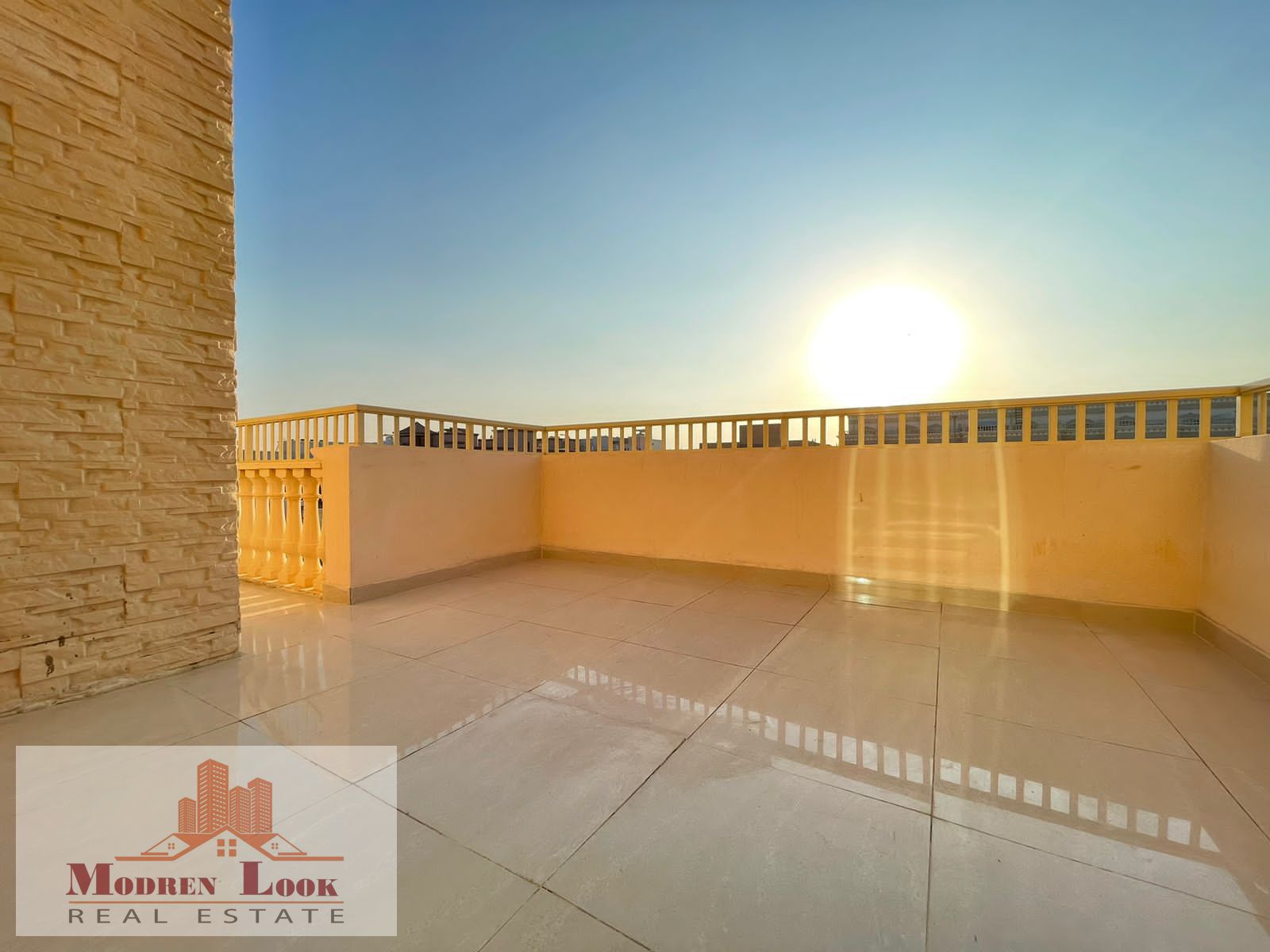 Private Balcony Brand New Luxurious One Bedroom Hall Separate Kitchen Proper Bathtub Washroom Near By Safeer Mall In Khalifa City A