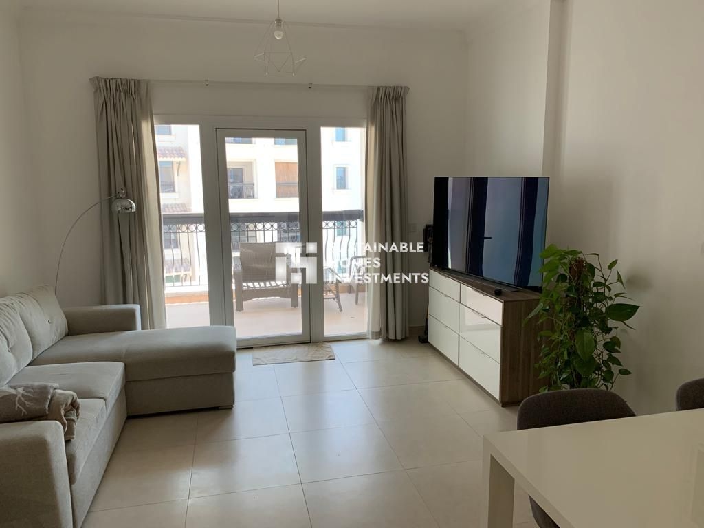 apartment card