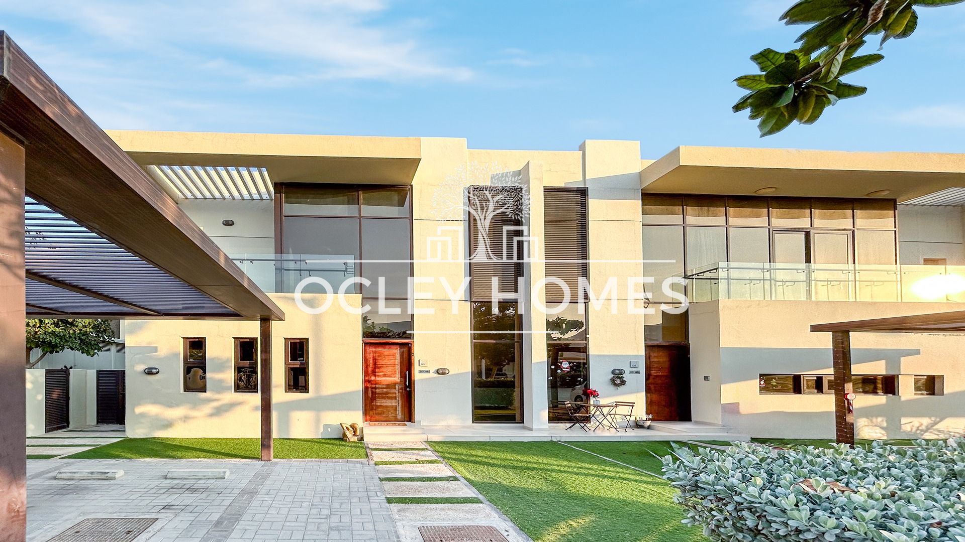 Private Garden | Townhouse | Monthly Stays