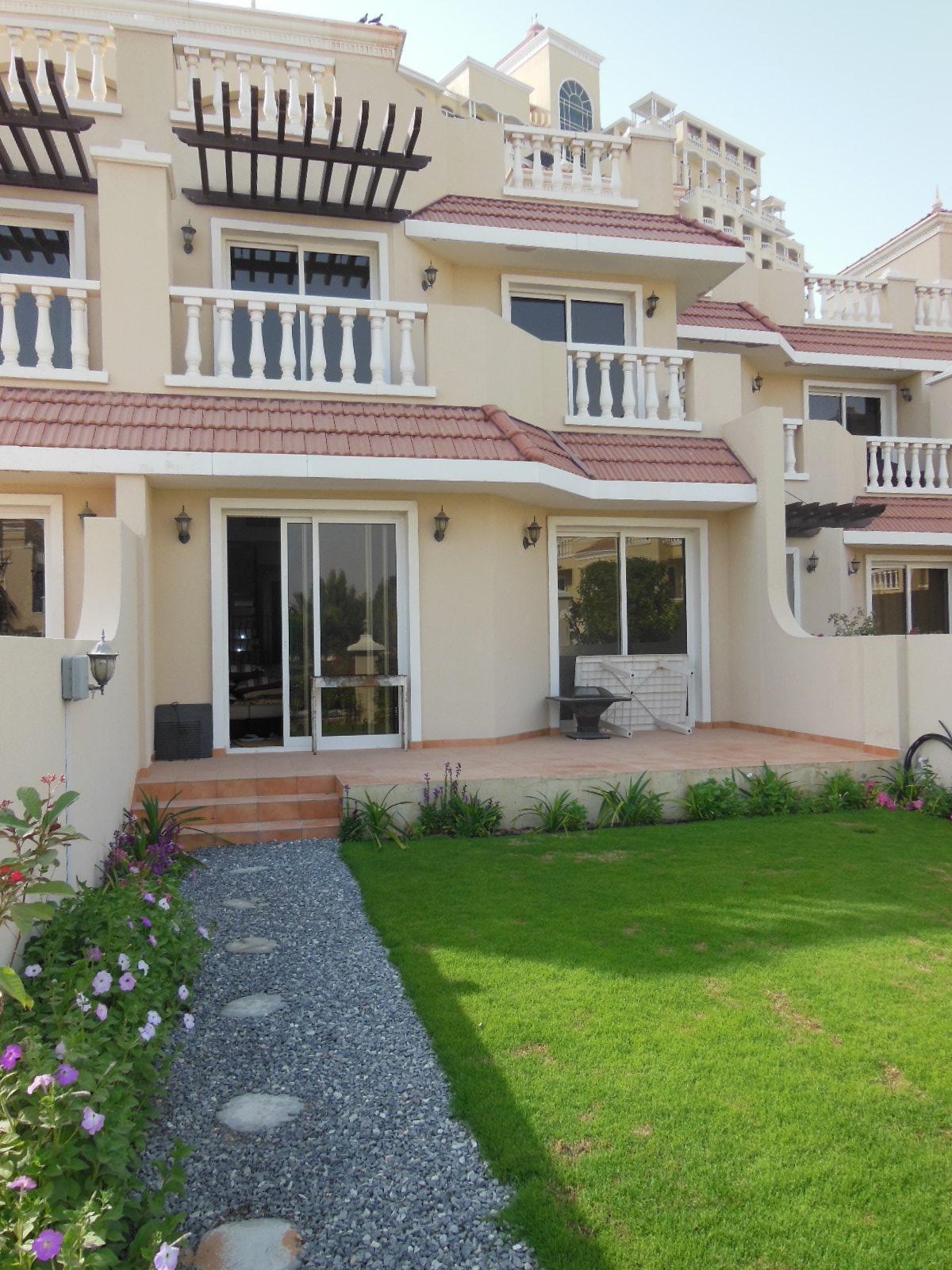 Two bedroom Townhouse for Rent in Al Hamra