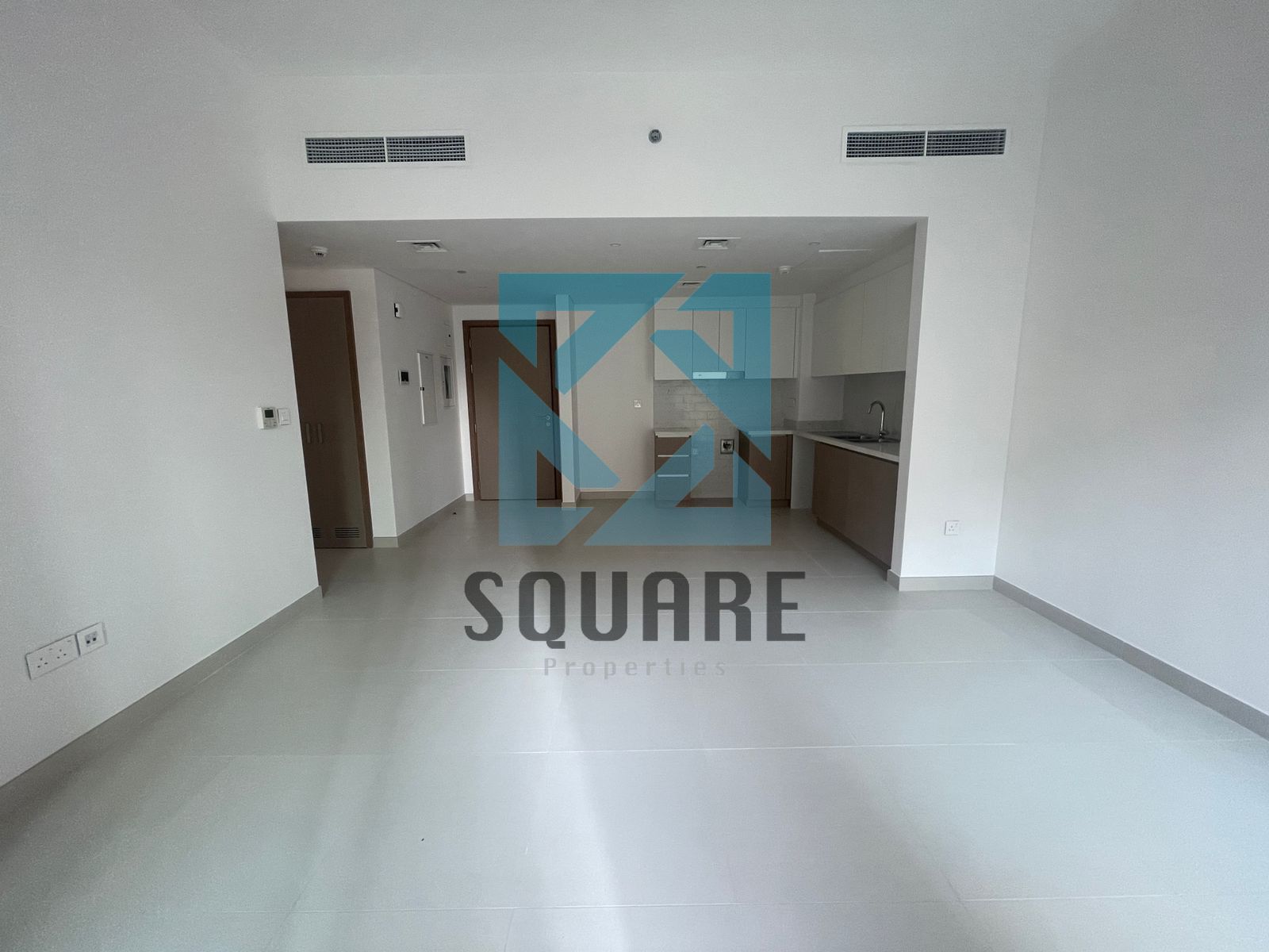 2 BR / BN / HOT DEAL