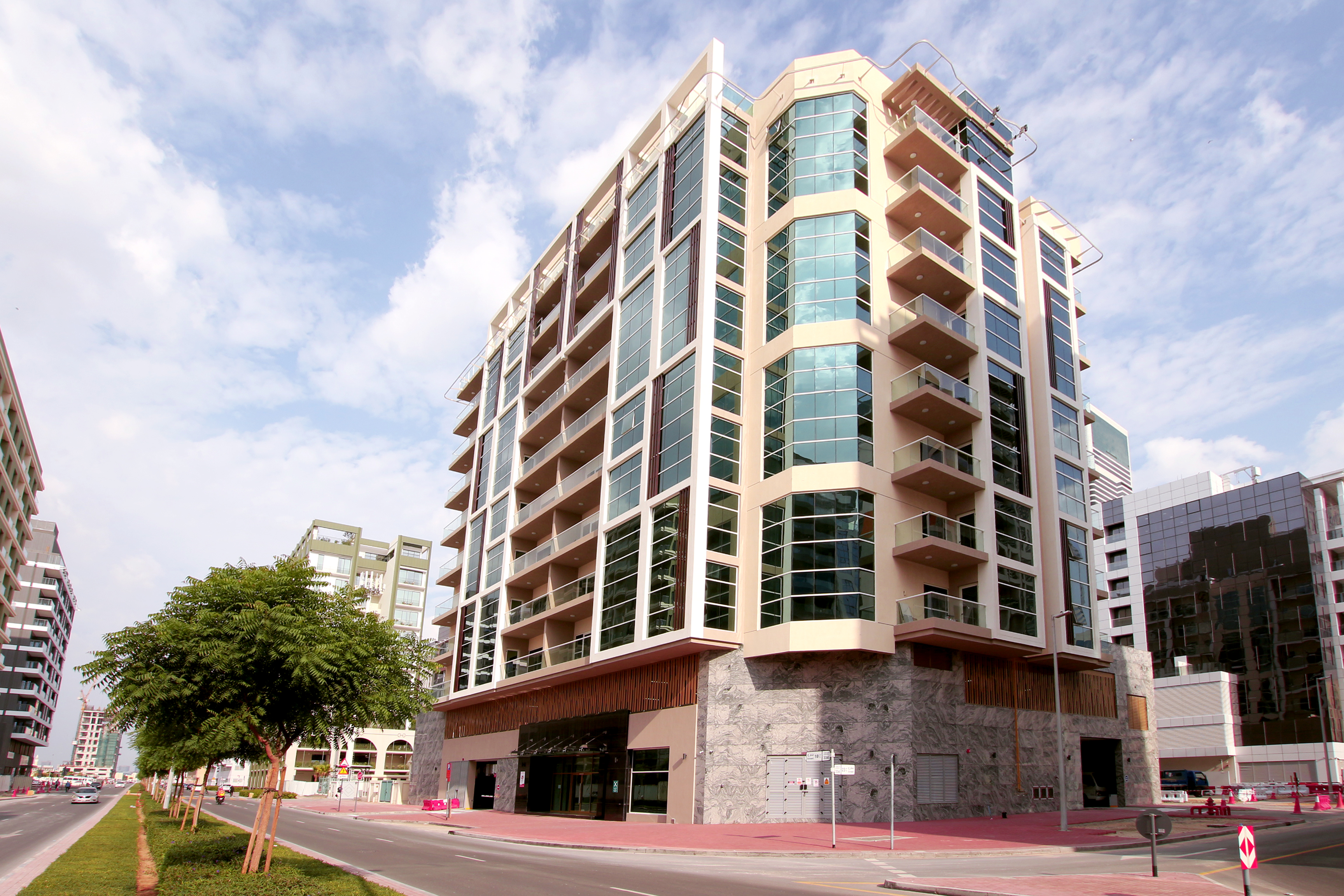brand new building with only 5% comm