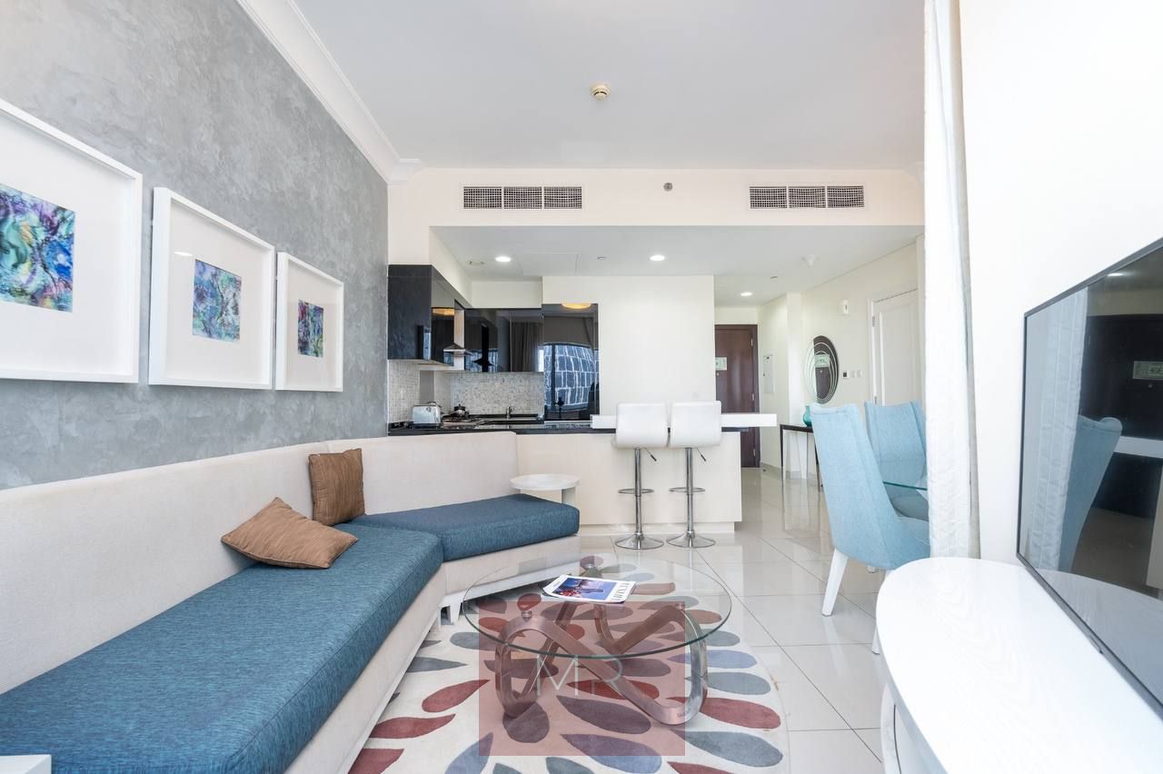 Luxurious 1 Bed | Prime Location | Available Now