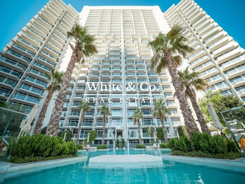 apartment card