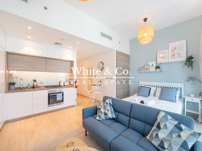 Studio Apartment | Sea View | Furnished