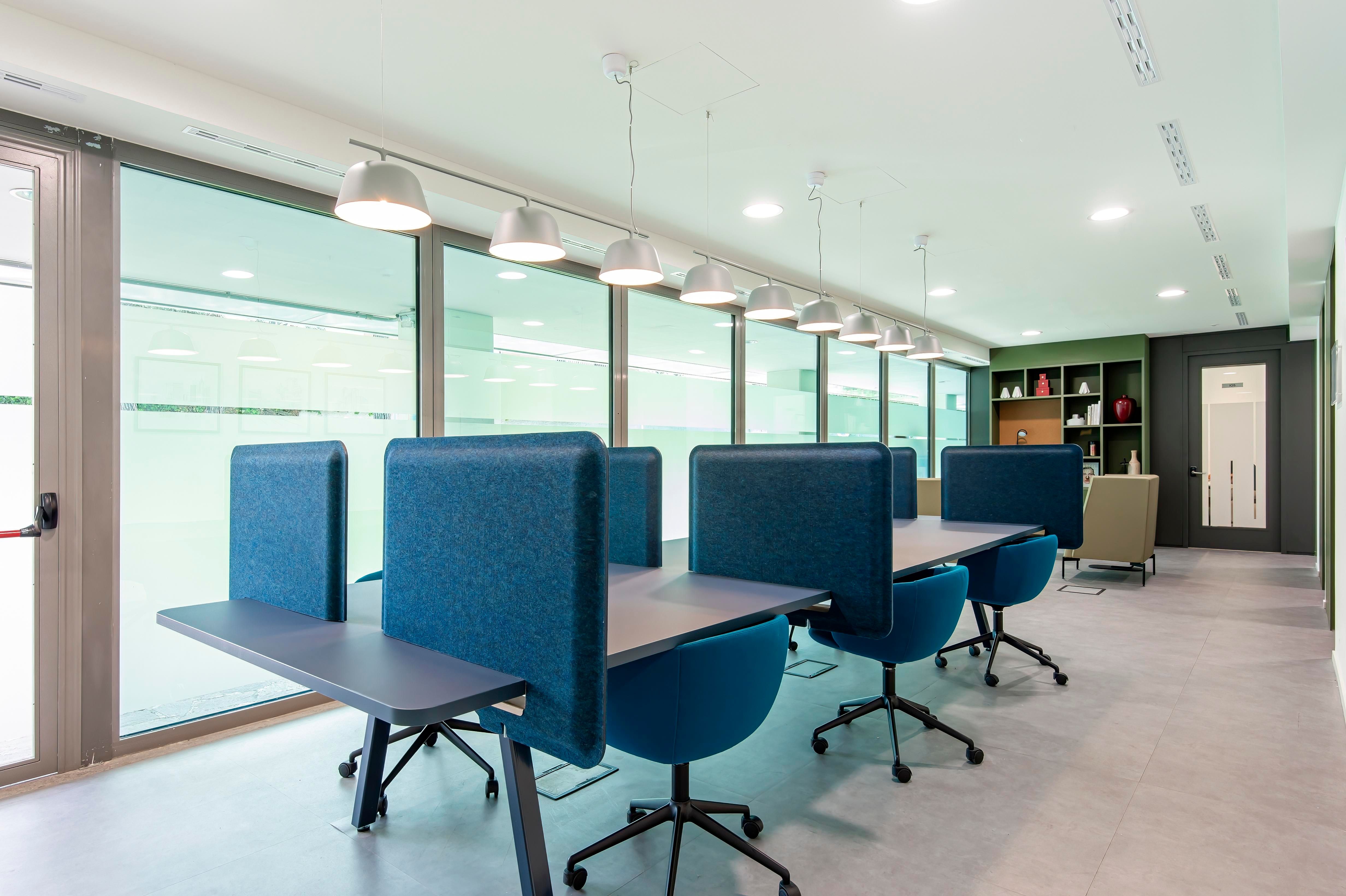 Book a reserved coworking spot or hot desk for rent in DUBAI, BCW - JAFZA View 18 & 19 Dubai Area