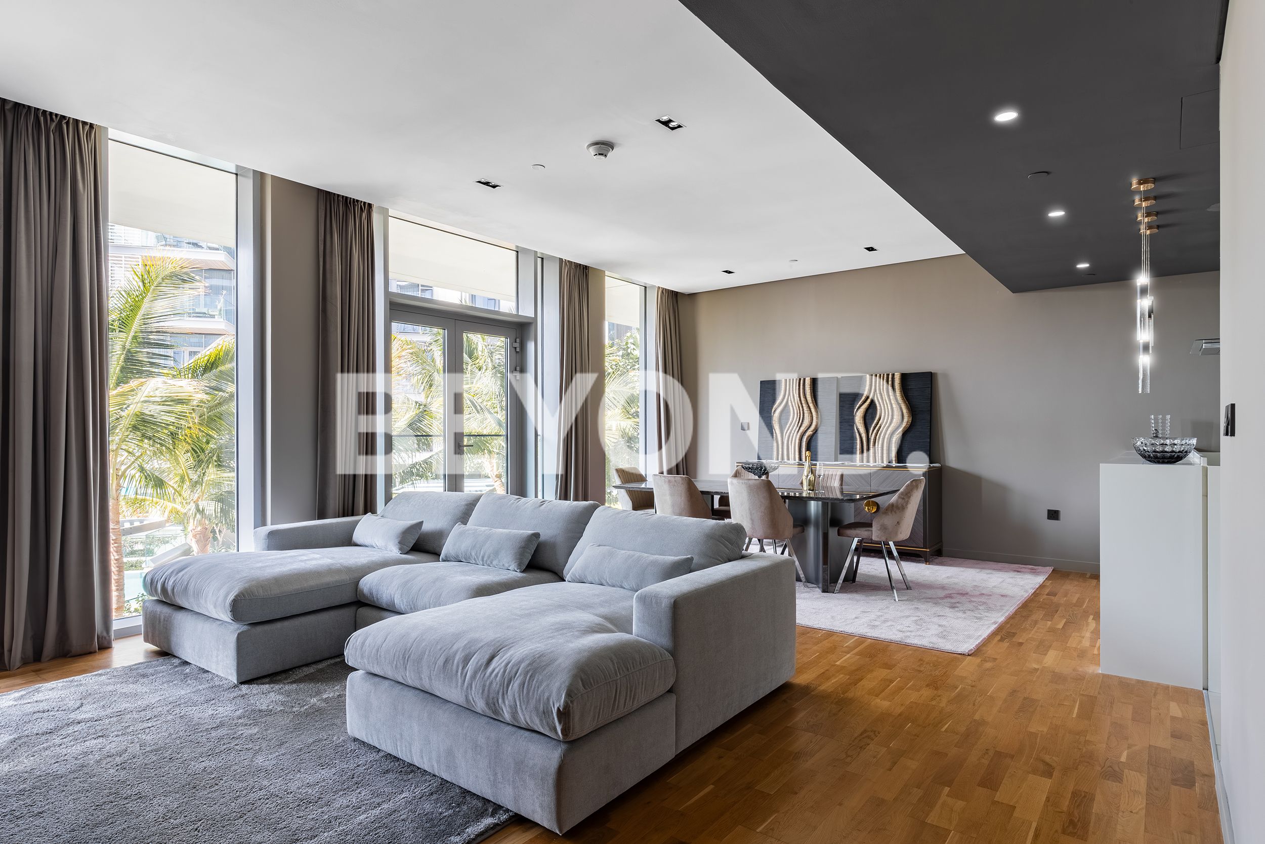 apartment card