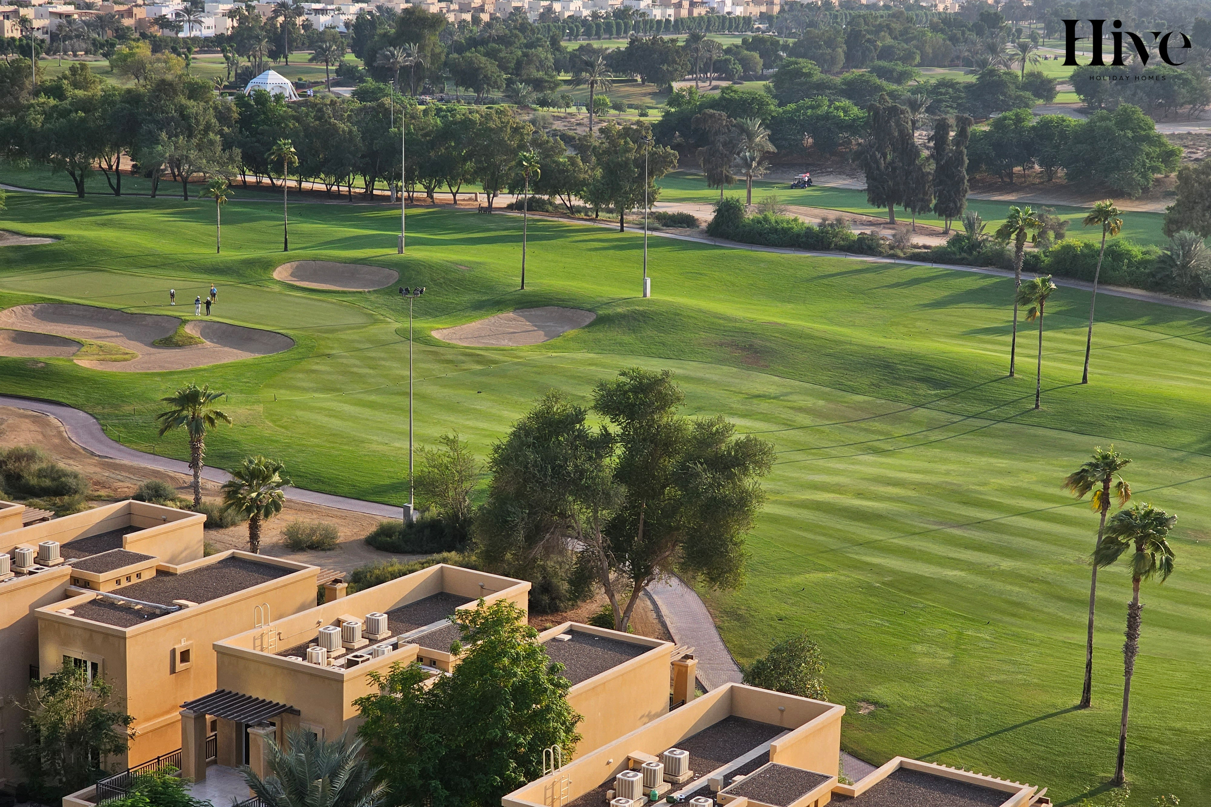 Luxury 3 Bed Apt with Golf Views in the Greens