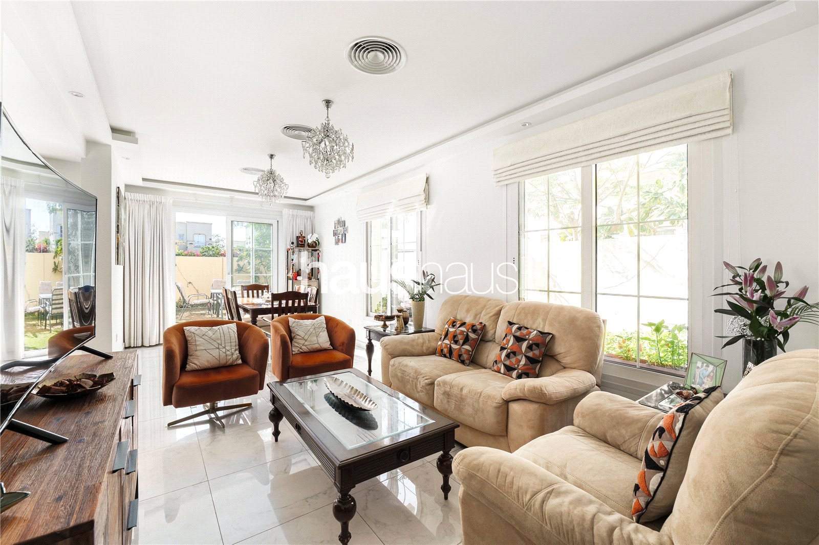 Exclusive | Upgraded | Large Plot | Very Bright