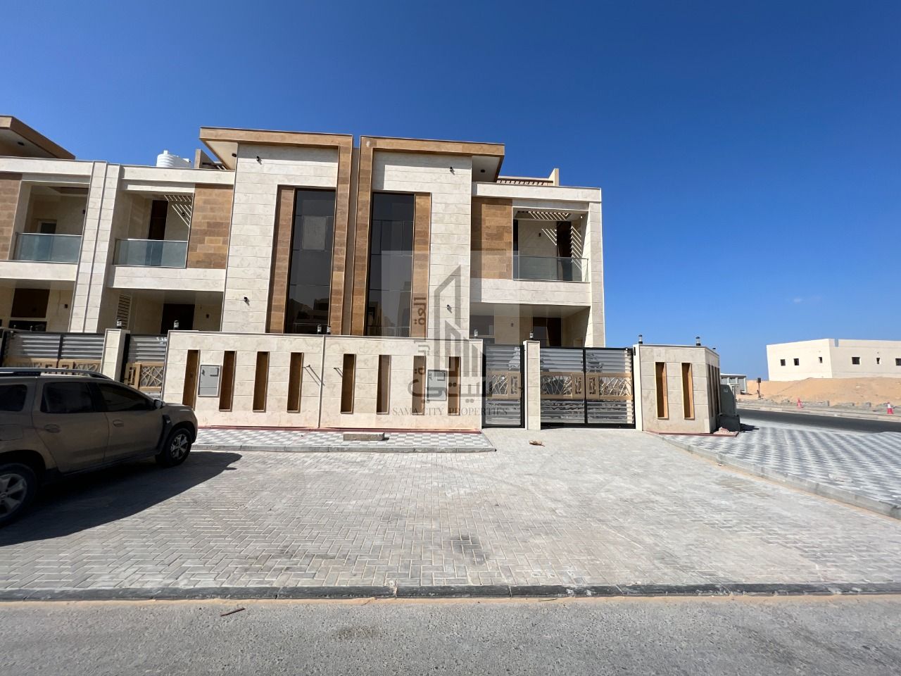 ----------------------Villa for sale - Al-Alia area - freehold for all nationalities - super deluxe finishes - with the possibility of bank financing