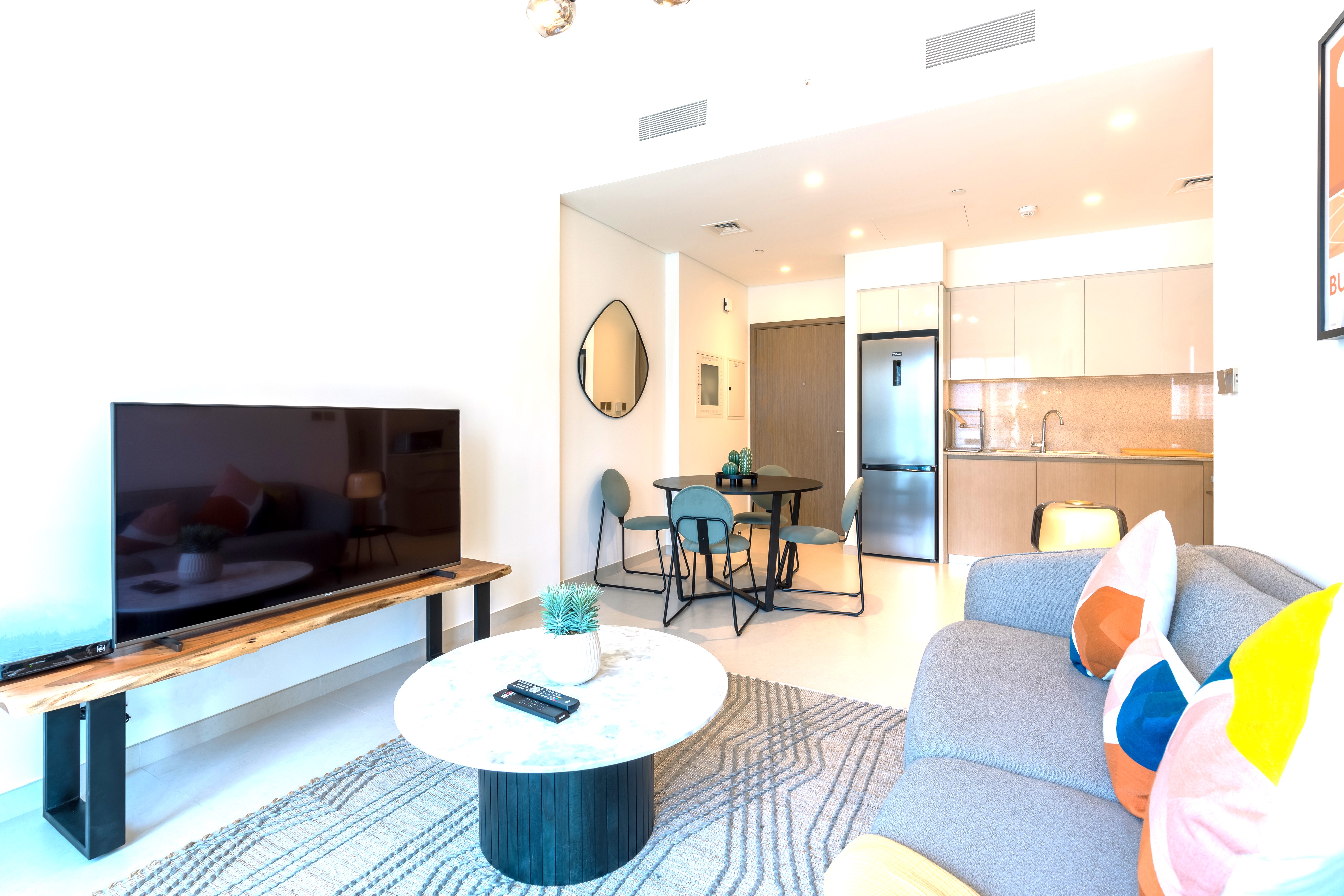 BURJ ROYALE MODERN 1 BHK 5TH FLOOR - ALL BILLS INCLUDED
