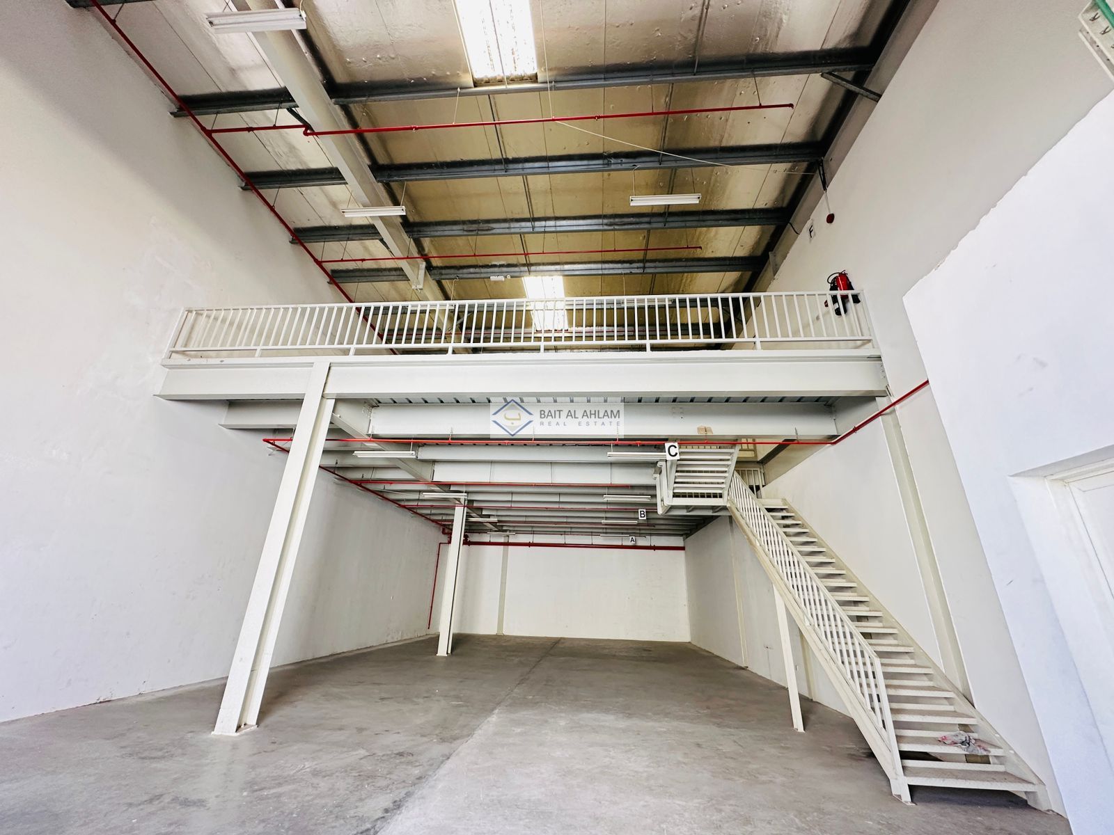 4300 Sqft Warehouse for Rent industrial Area 18,sharjah
