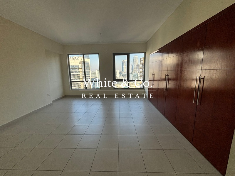 Unfurnished | Large Layout | Vacant Now