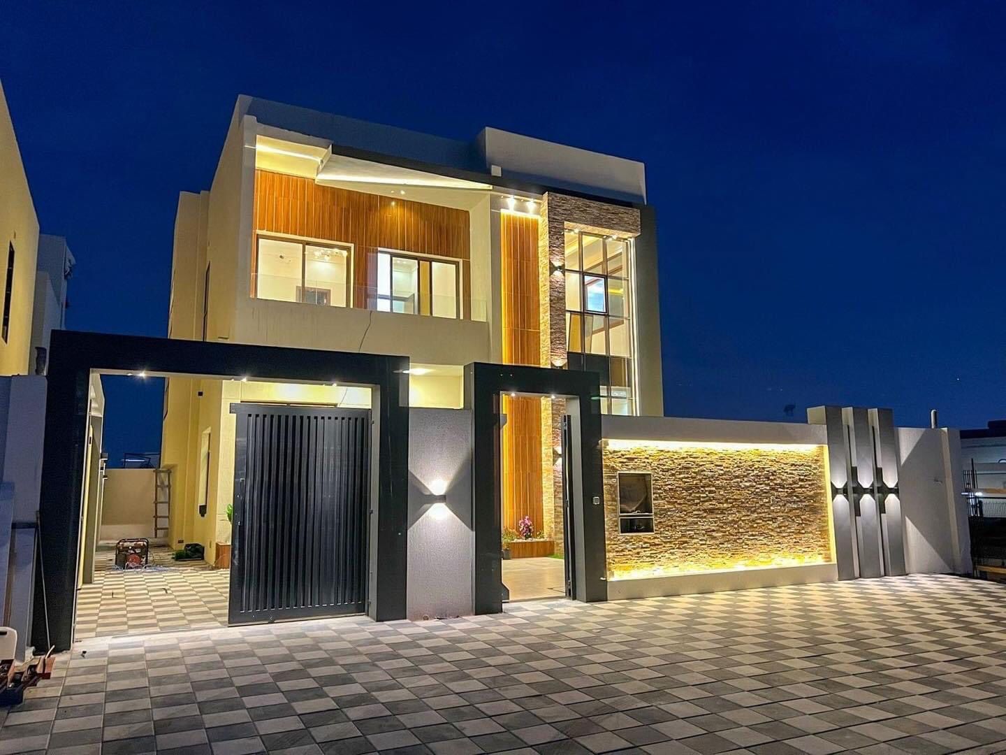 Villa for rent in Ajman, Al Yasmeen area 4 rooms, a sitting room and a hall New villa, first resident Area: 3014 feet 100 thousand dirhams required