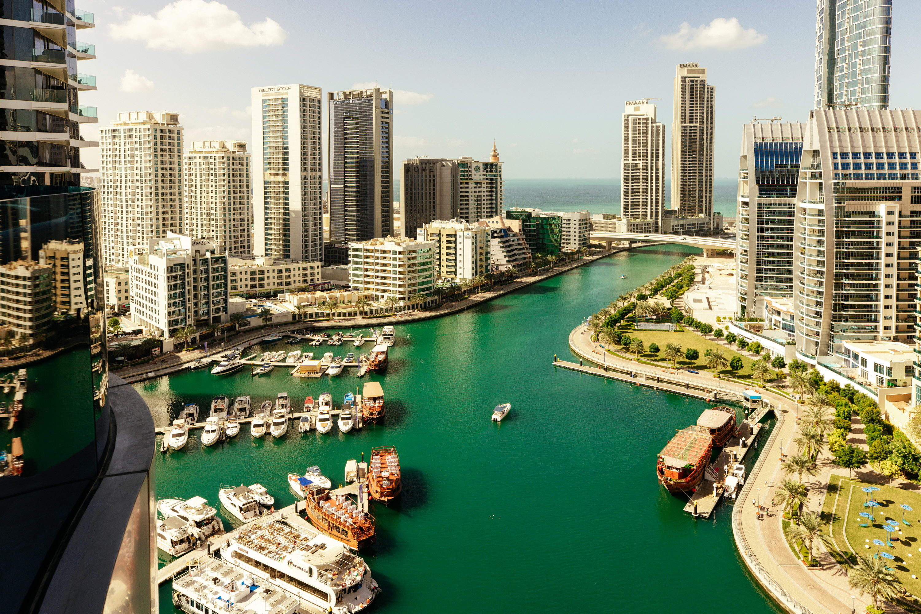 Stunning 2BR with Captivating Marina View