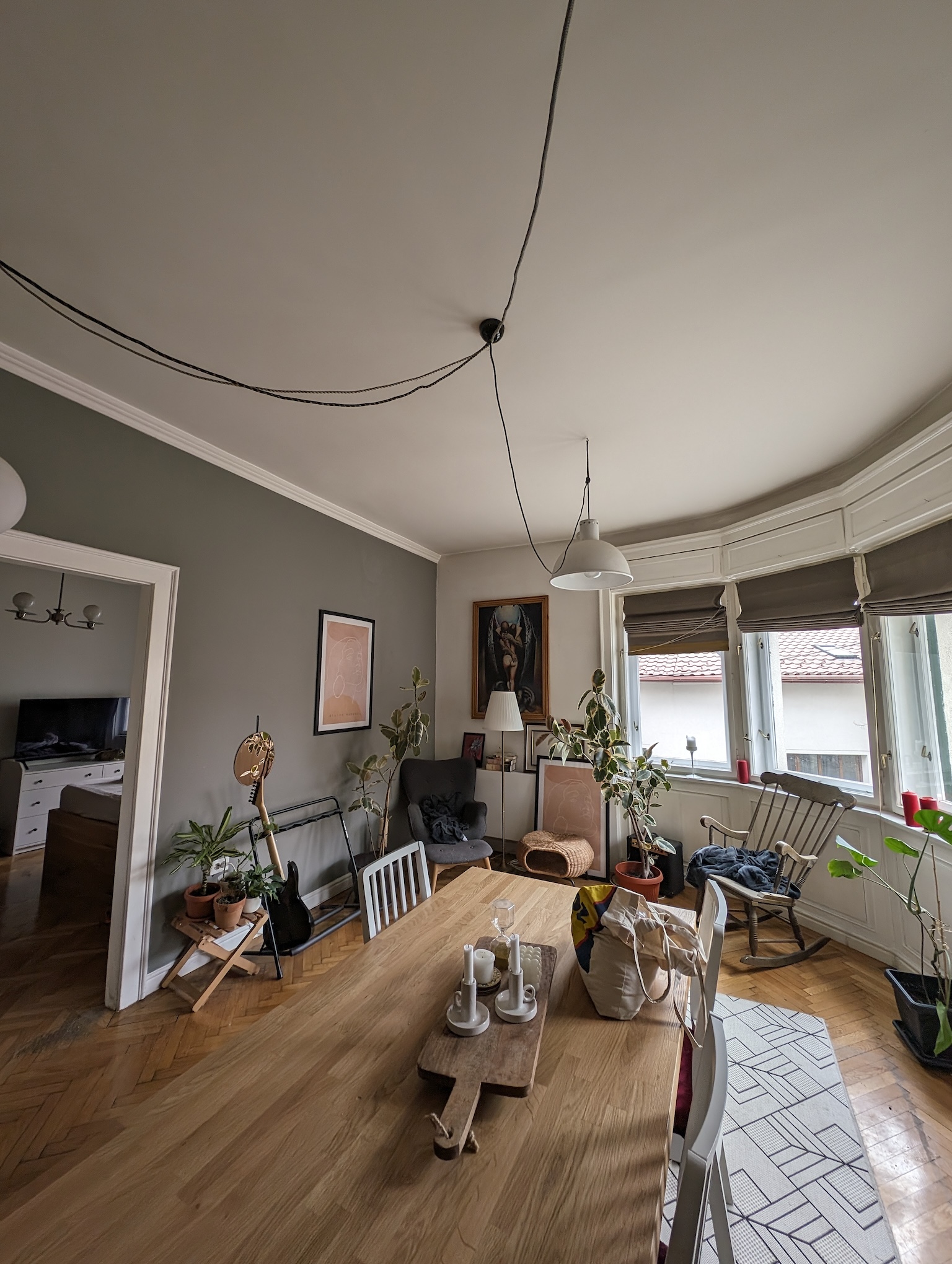 Renting 3 Bedroom apartment in Johar