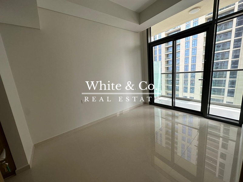 Aykon City | 1 Bedroom | Unfurnished