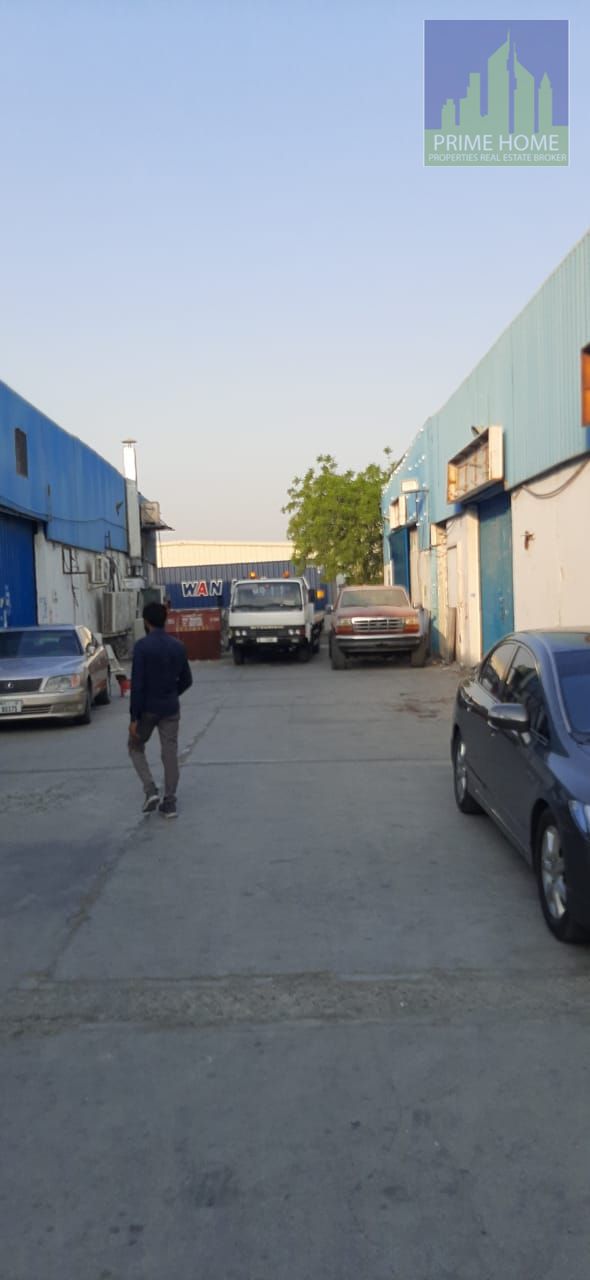 NO TAX READY LARGE 2000 SQFT WEREHOUSE FOR RENT JUST FOR STORGE