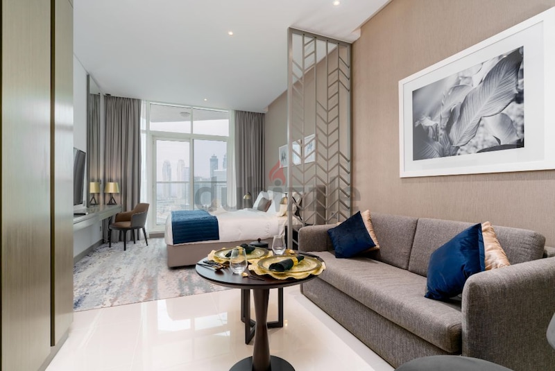 Elegant Studio at Prive – Canal View
