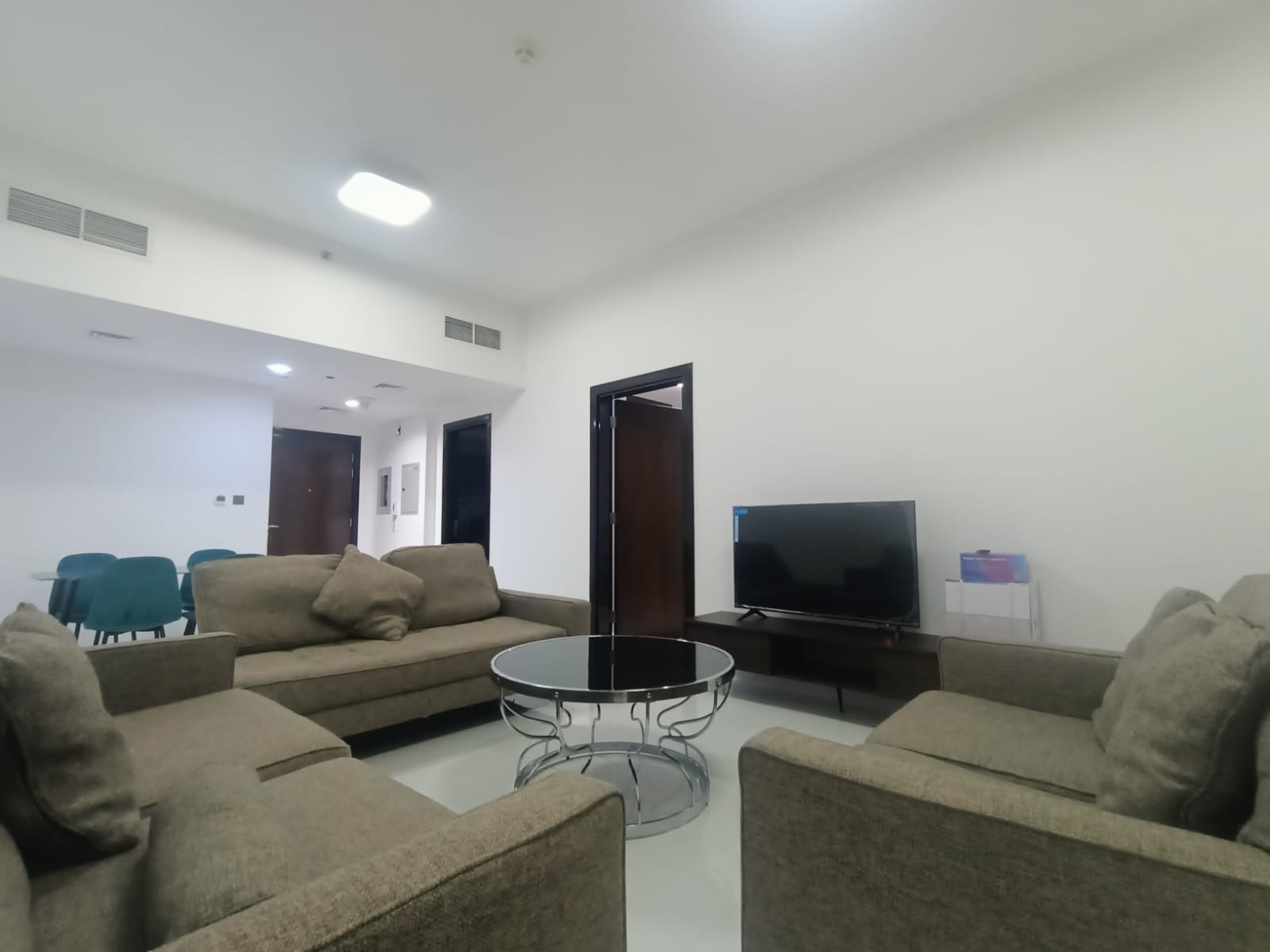 apartment card
