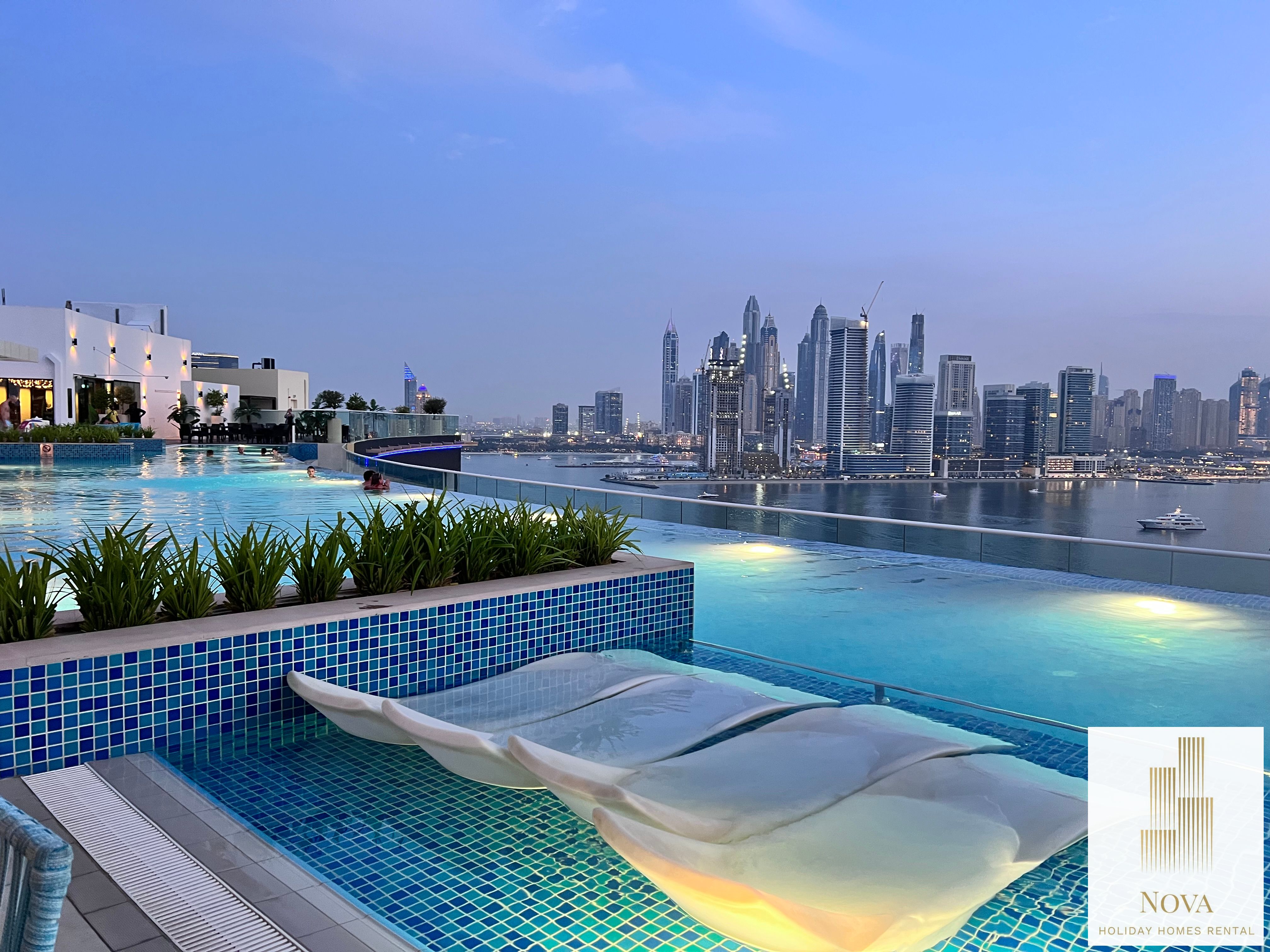 Serviced Bills Included ! Palm Jumeirah 1 BR Seven Palm Residences