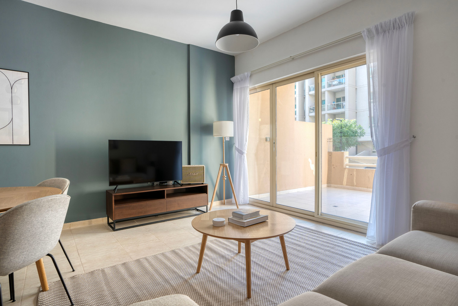apartment card