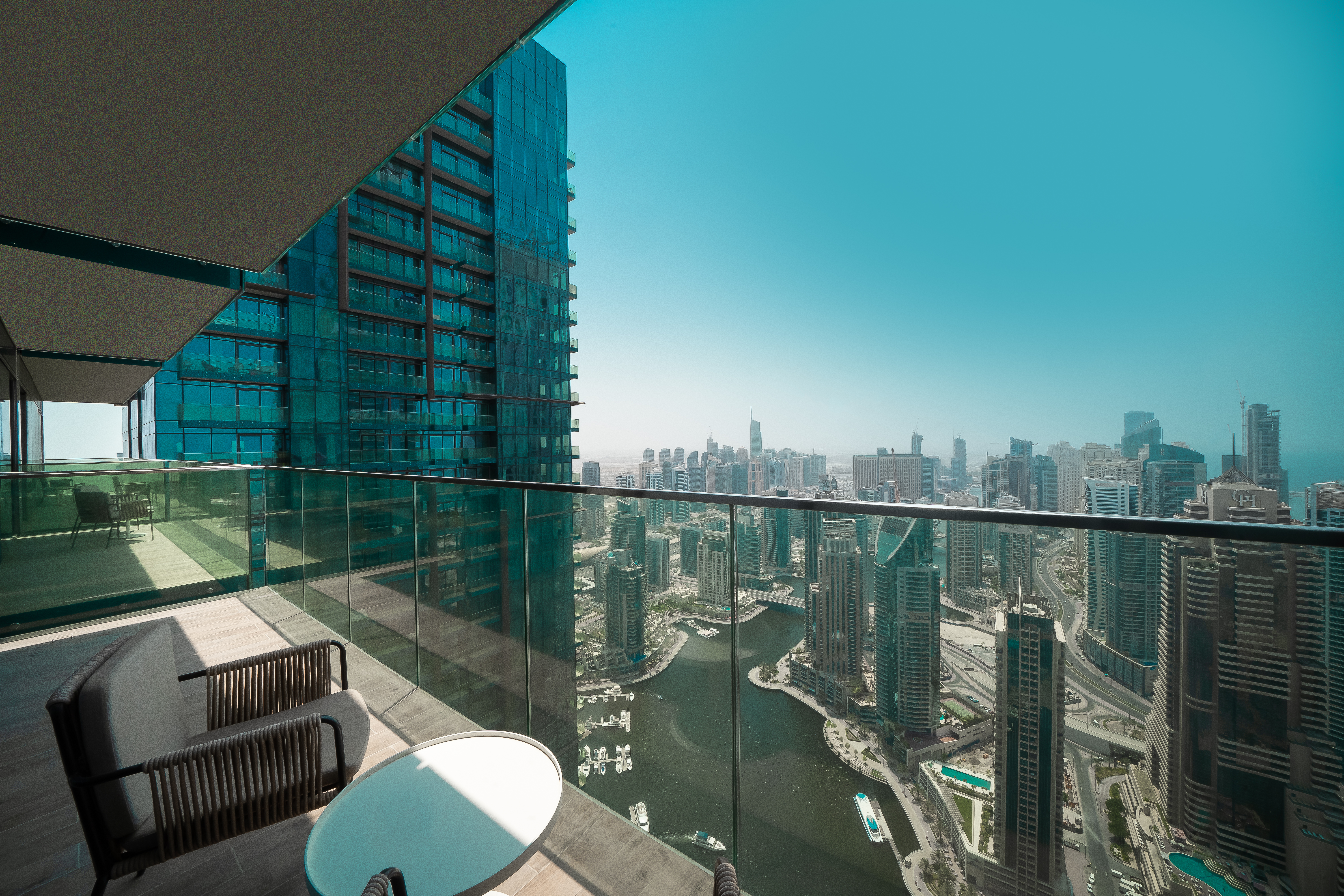 Stunning 1BR apt Full Marina View, Jumeirah Living