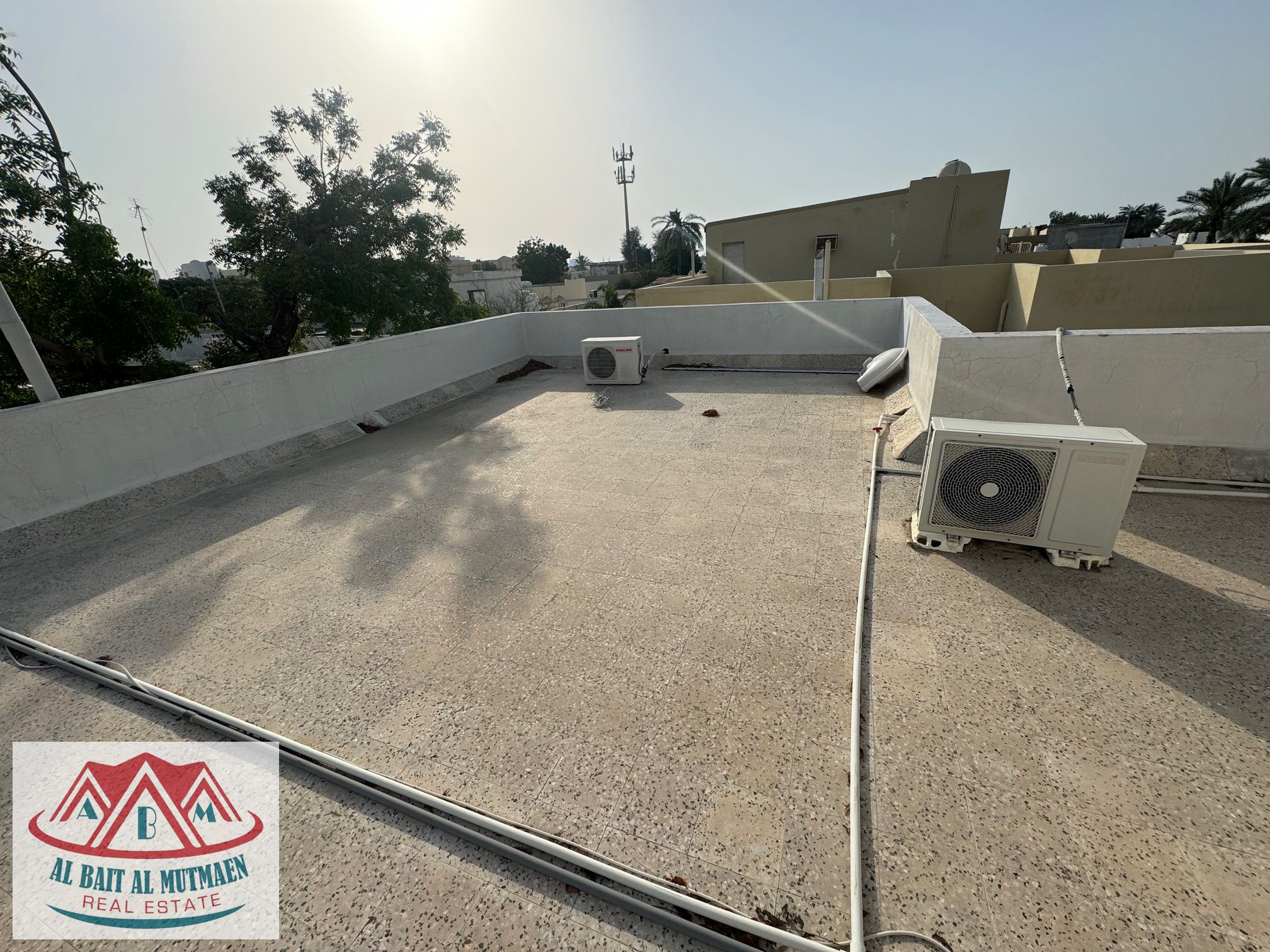 Clean three-room ground floor villa in Al Hazana