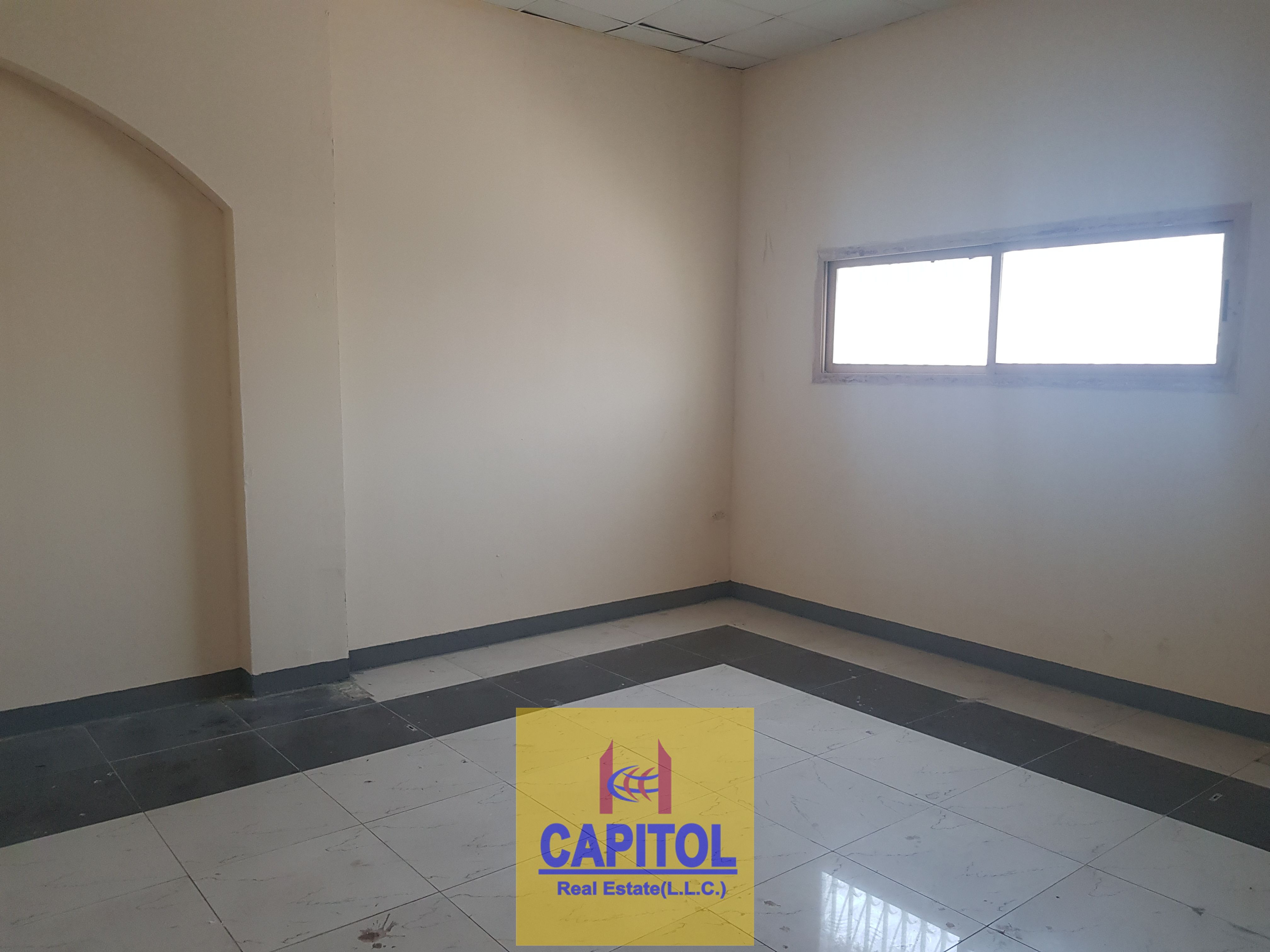 405 sqft on Mezzanine Floor Warehouse for Rent in Al Quoz
