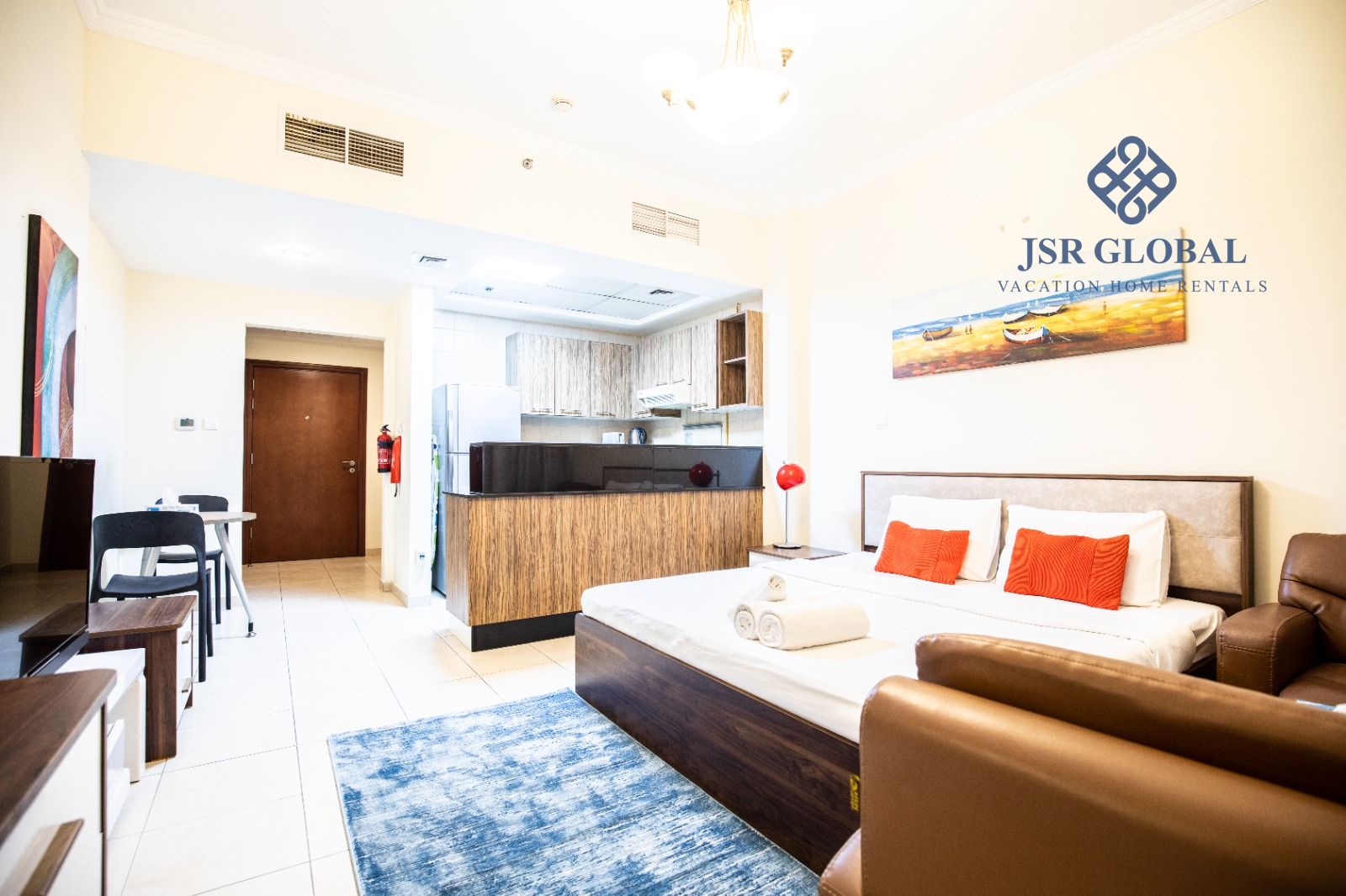 Premium Studio Apartment at Bruj Al Nujoom Downtown .