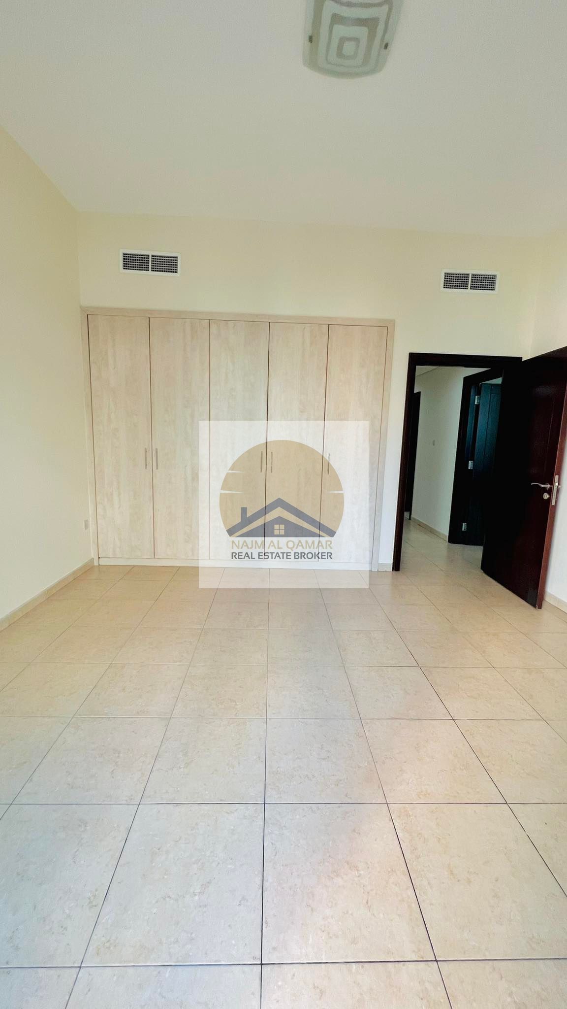 CHILLER FREE GASS FREE SPACIOUS 2BHK NEAR TO RIGGA METRO POOL GYM PARKING FREE 80K IN 4 CHEQUES