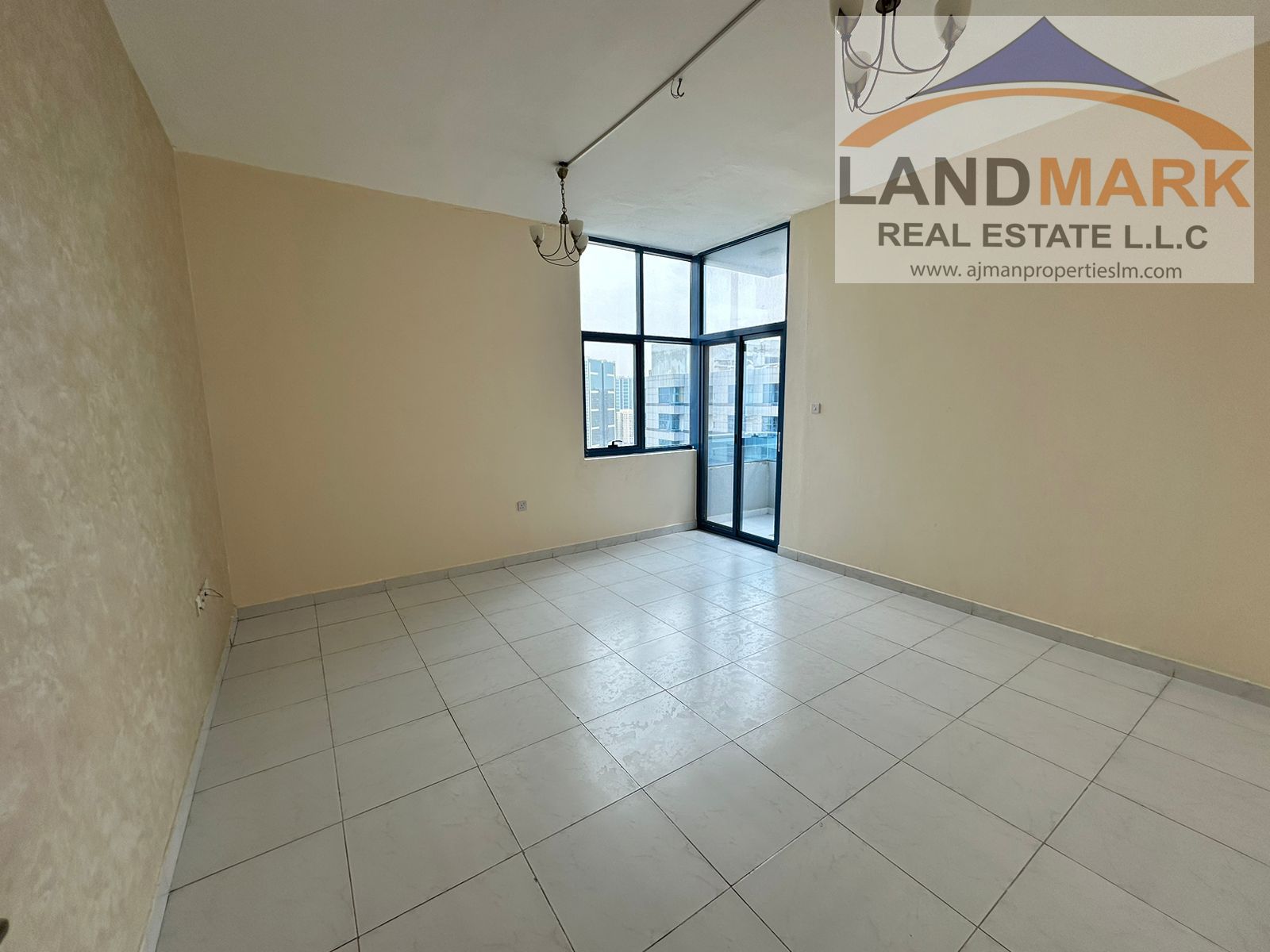 1 BHK FOR RENT FALCON TOWER HIGH FLOOR WITHOUT PARKING