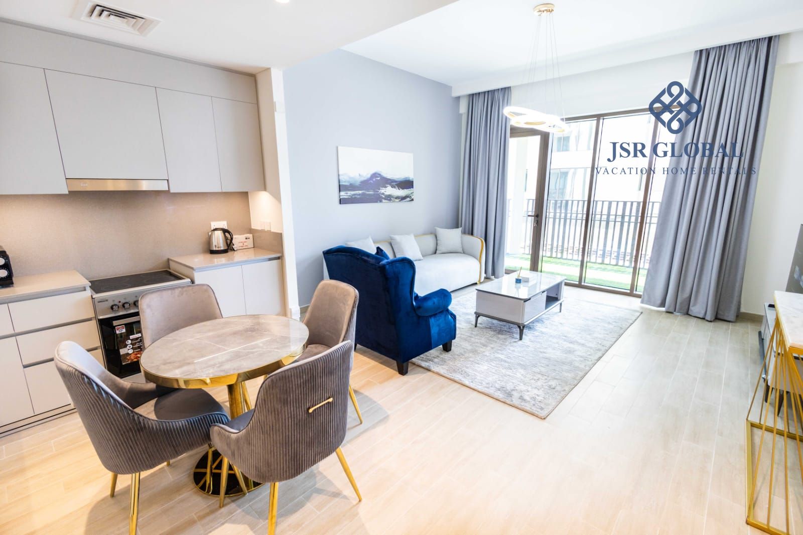 Stunning 1 BR Apartment at Creek Beach