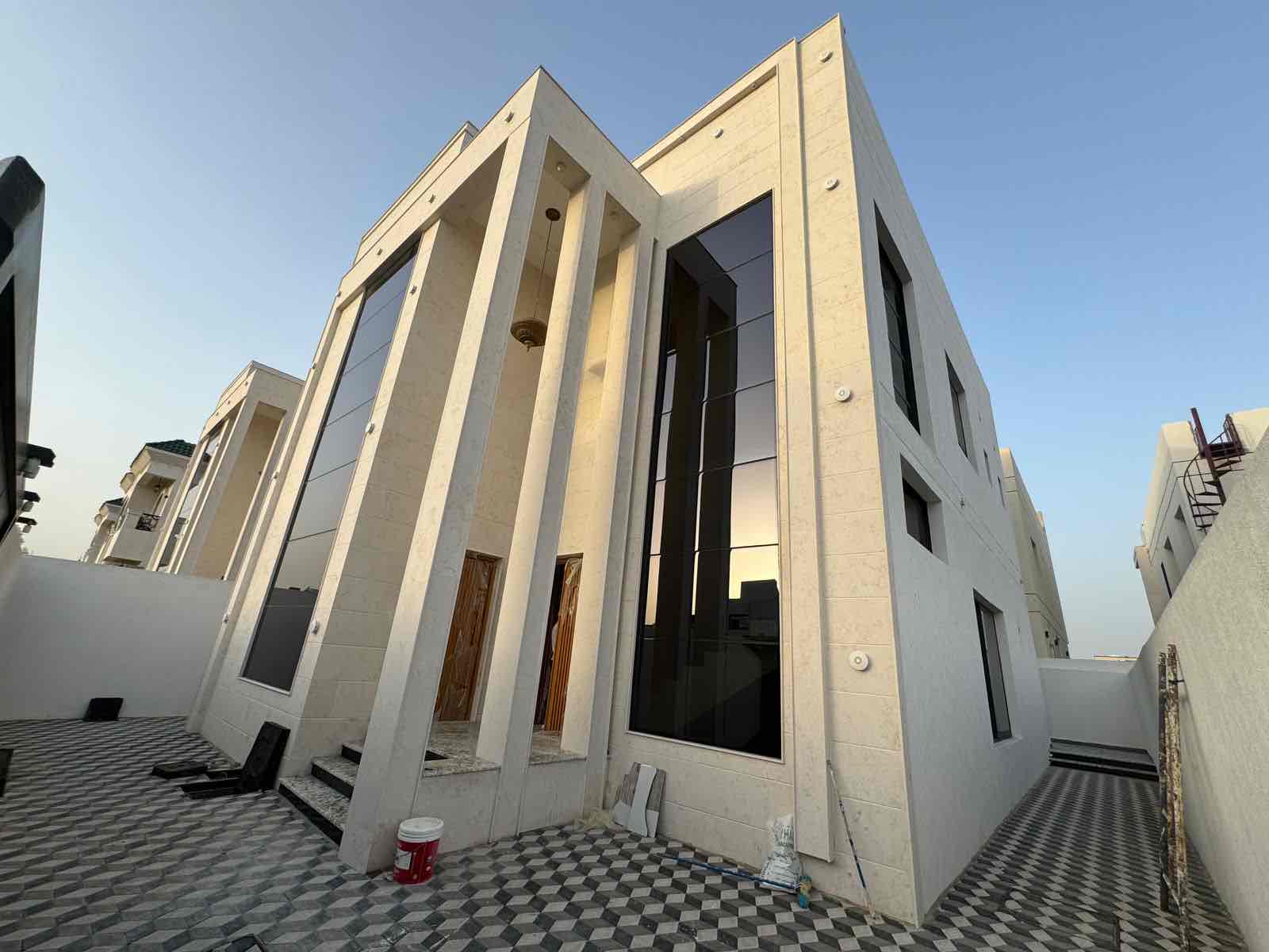 In the Yasmine area Five master rooms Hall council Fully equipped kitchen Preparatory kitchen Maid's room 120 thousand