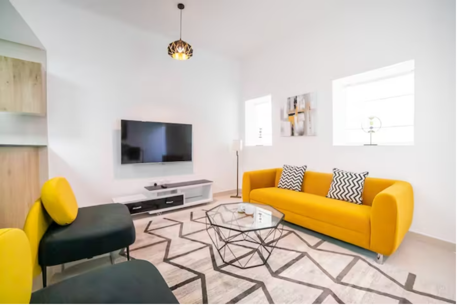 Amazing 2BR! Marina View in Continental Tower!