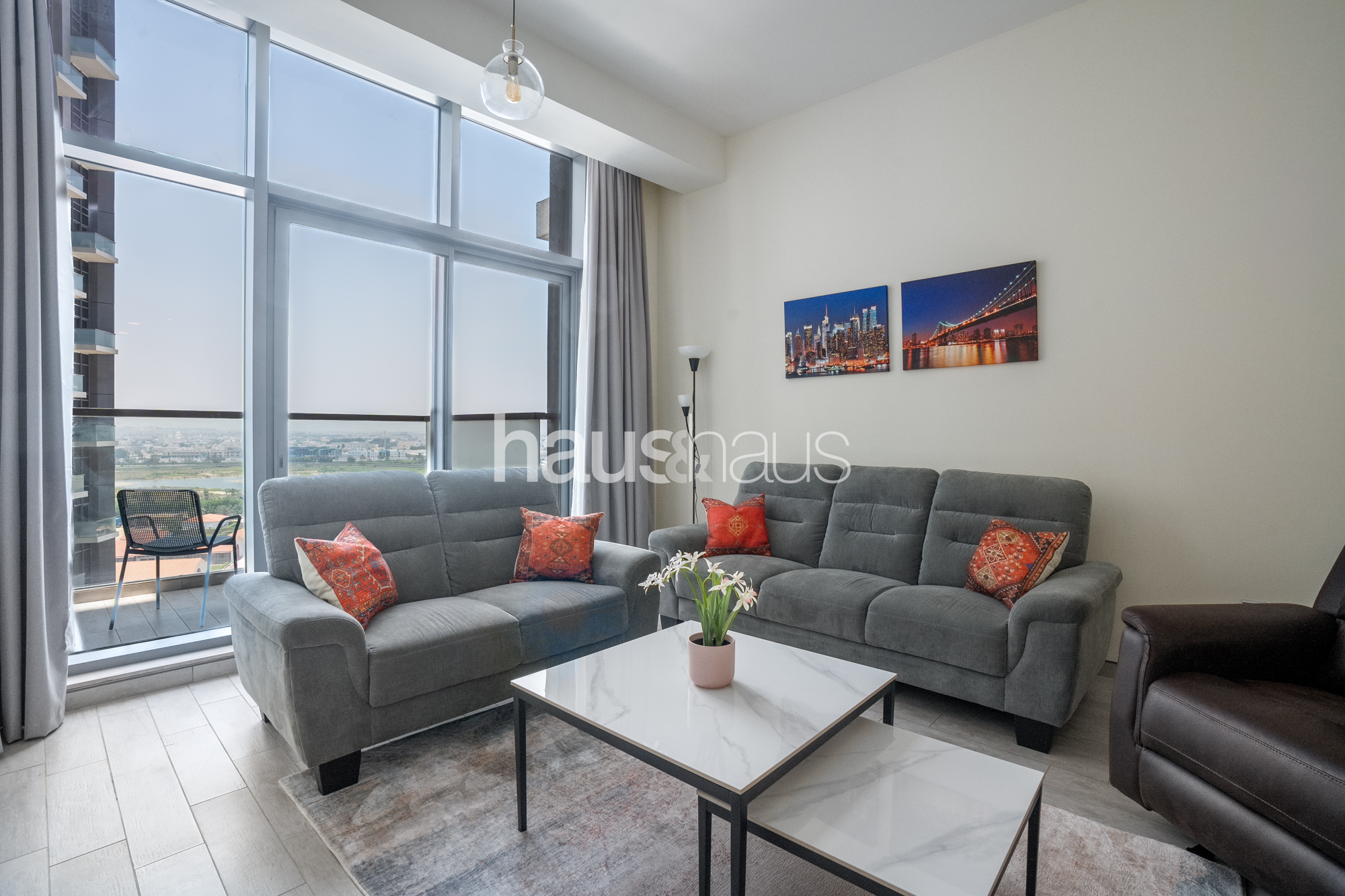 apartment card