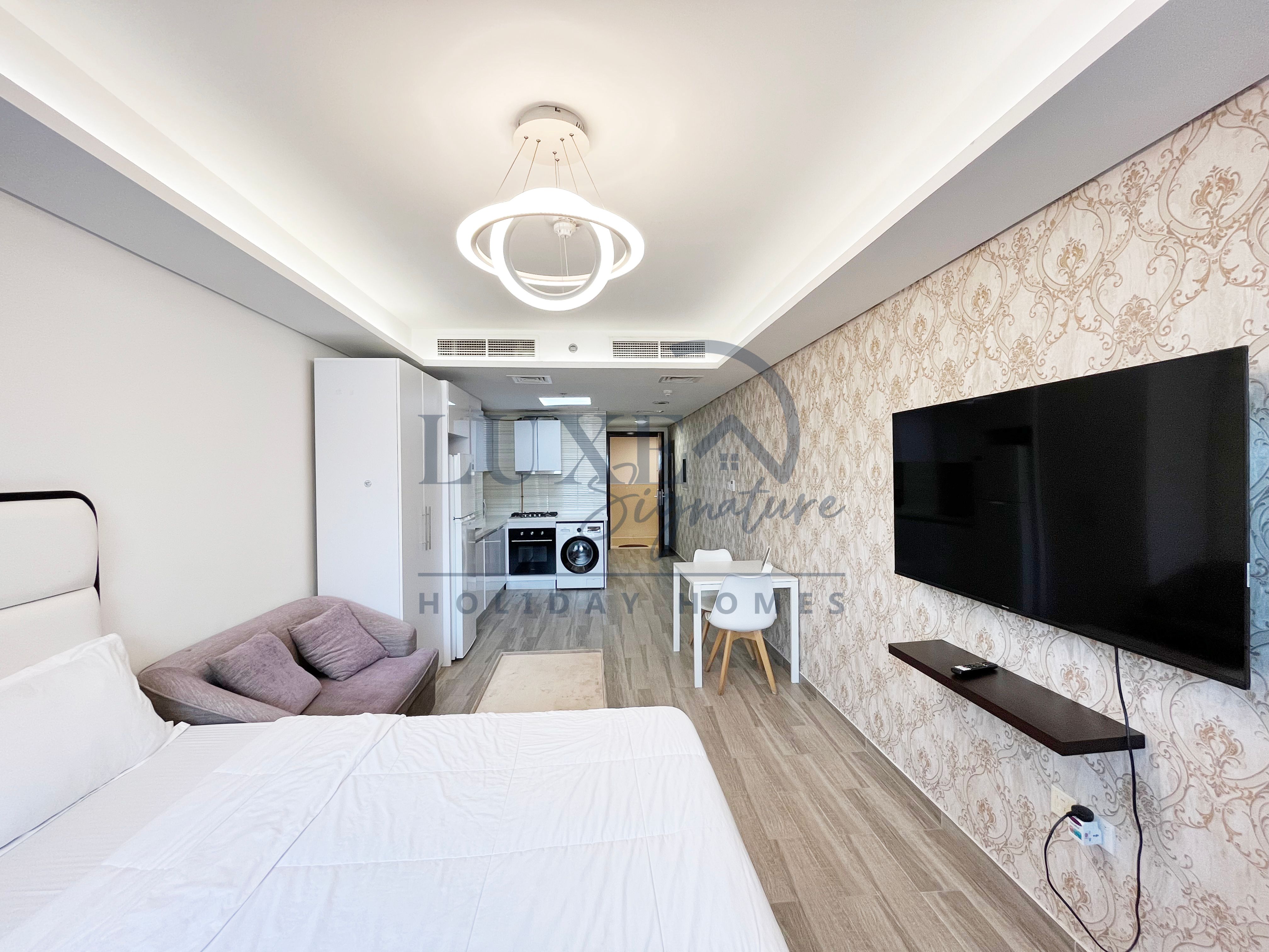 AMAZING FULLY FURNISHED STUDIO || READY TO MOVE IN