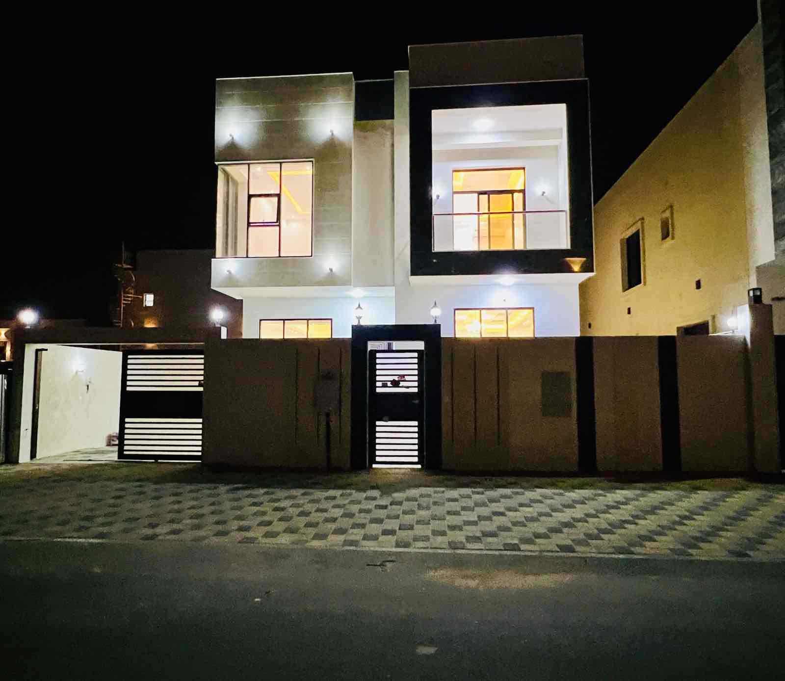 Villa for rent in the Al Zahia area, directly on Mohammed bin Zayed Road. The villa consists of three floors with a roof, 5 master bedrooms, a sitting room, a hall, a maid’s room, and a large courtyard. The price is 115 per person, ready to live in, with