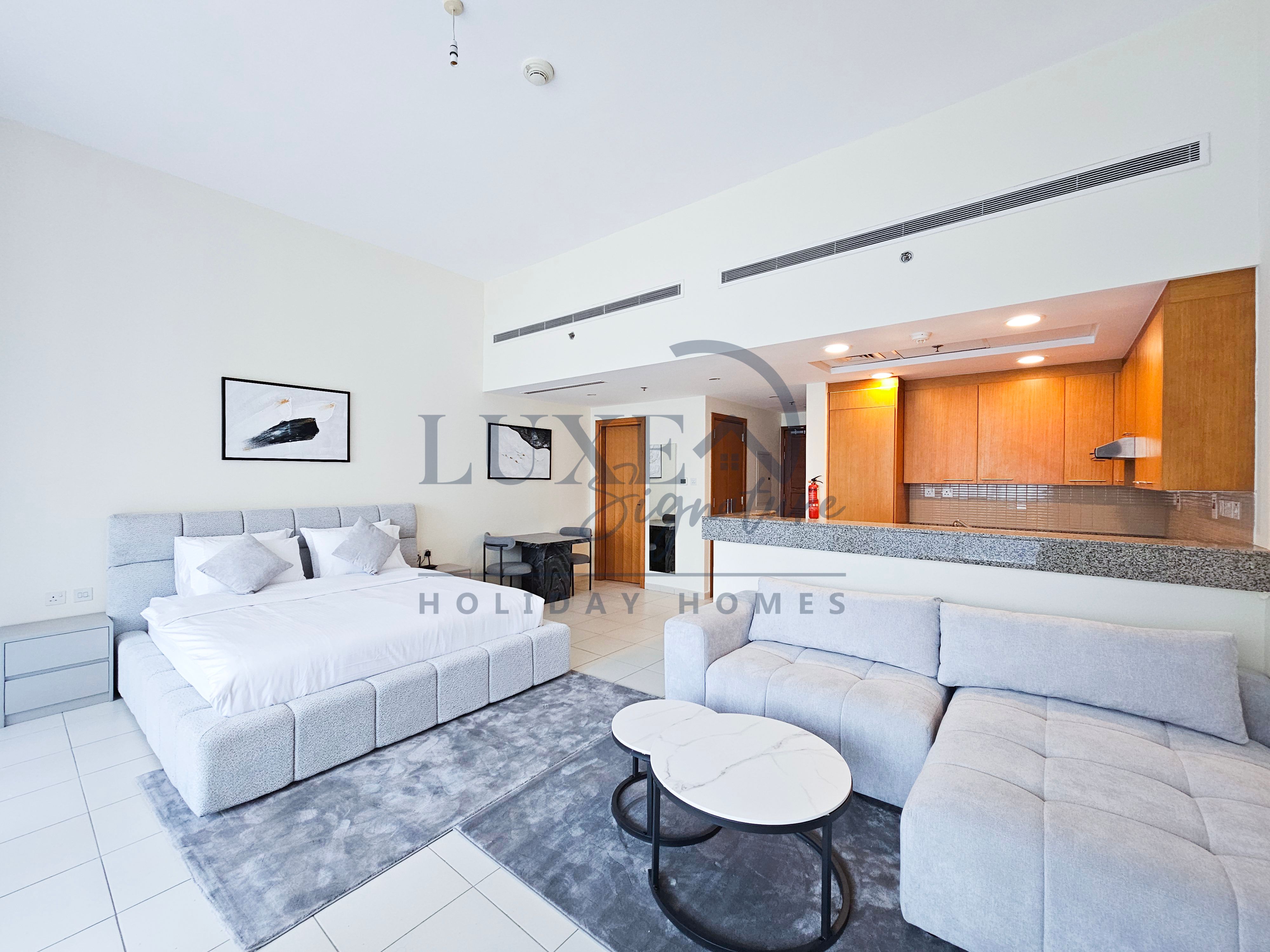 FULLY FURNISHED SPACIOUS STUDIO || CANAL VIEWS || READY TO MOVE