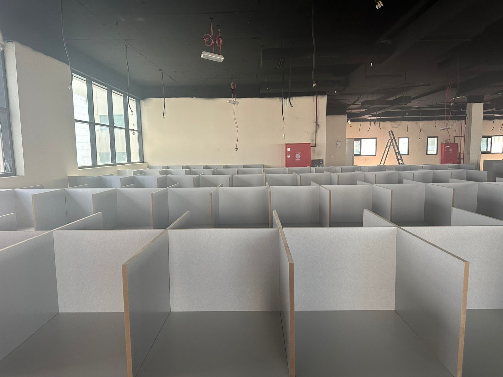 Office space available in Sharjah for new and renewal license and ejari