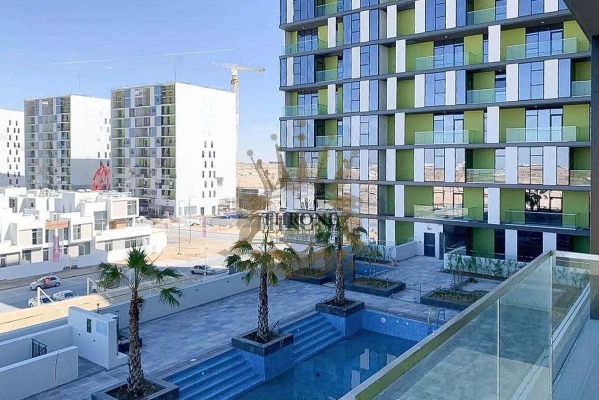 apartment card