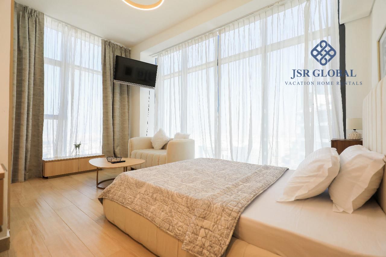 SUMMER OFFER! Luxury Studio, Bills included .